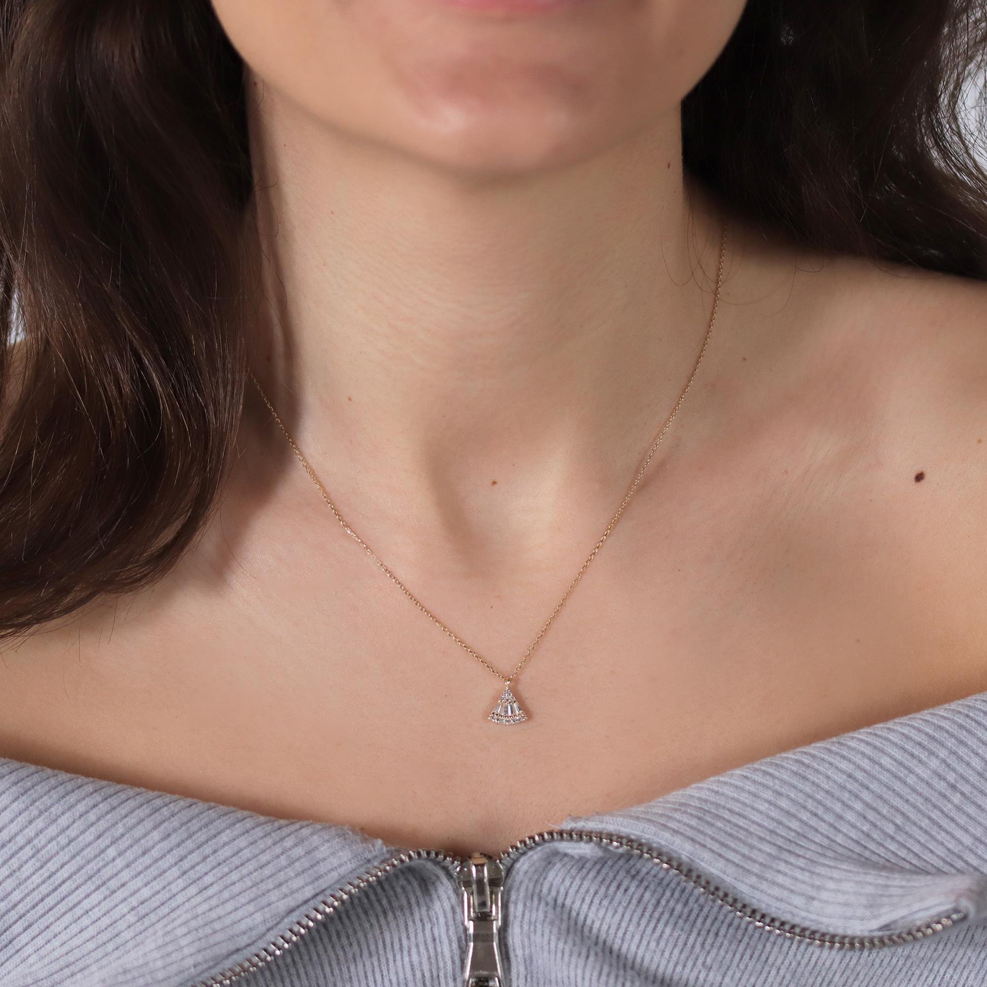 tasli-yelpaze-kolye-268344.jpg