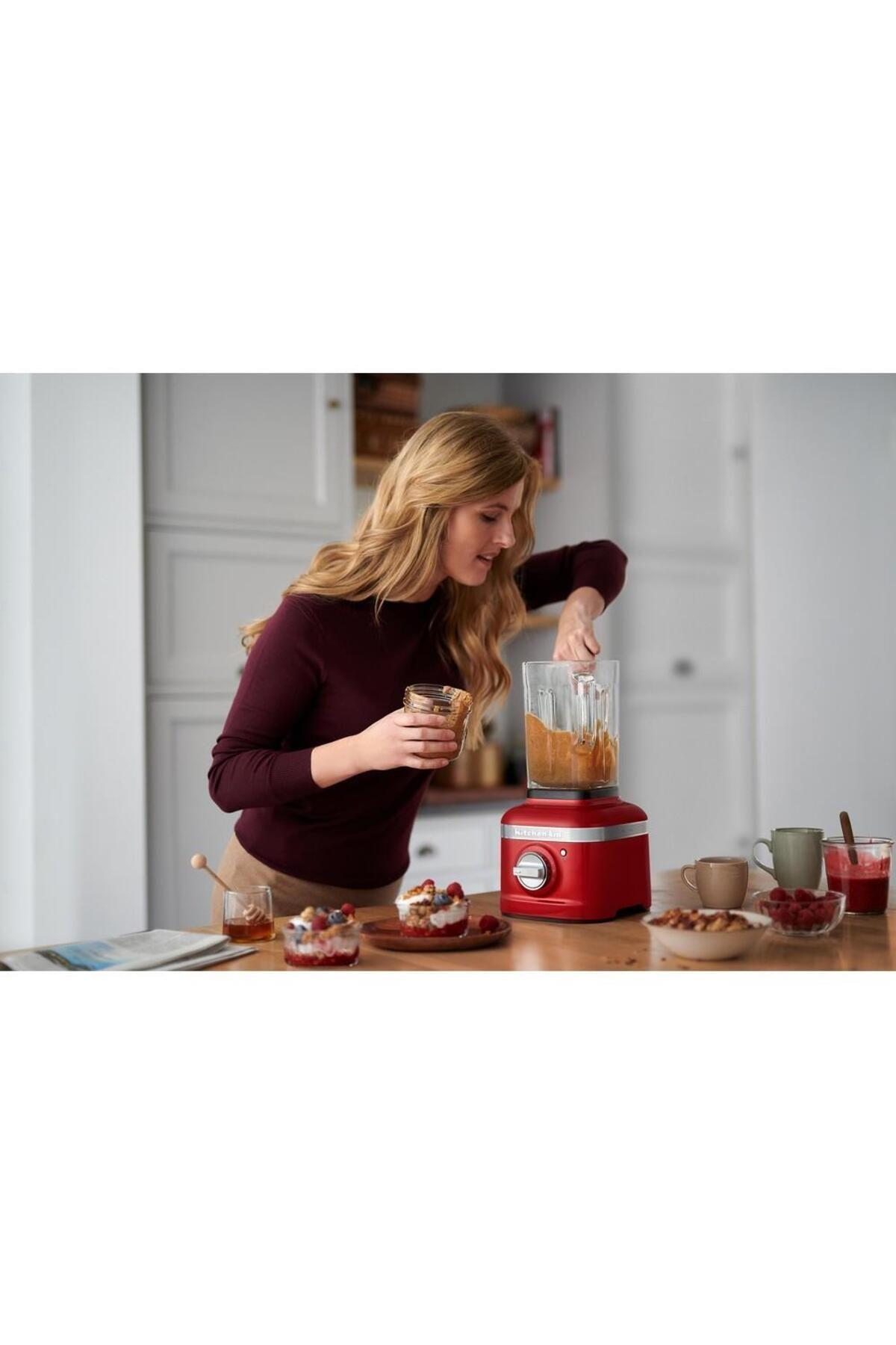kitchenaid-artisan-1-efb7a4.jpg