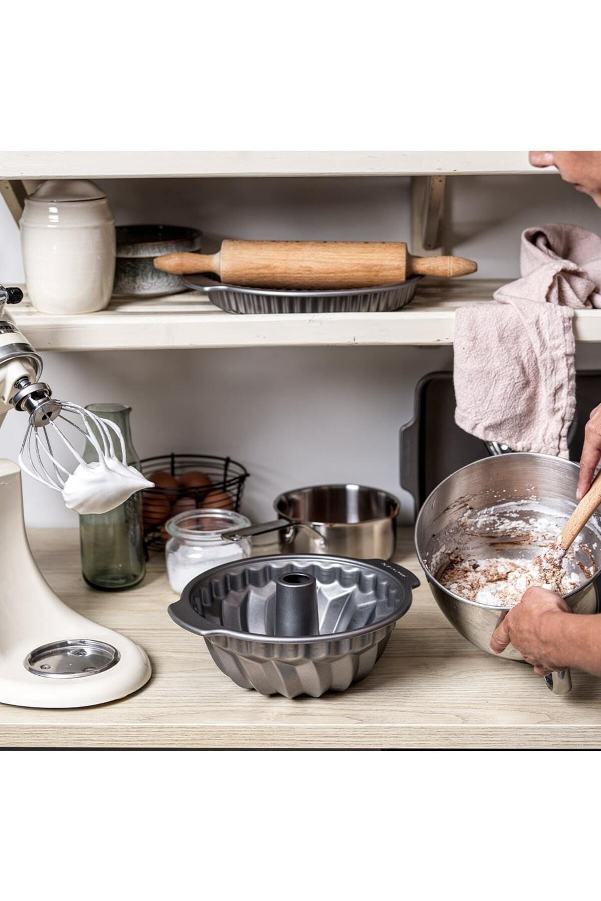 kitchenaid-bundt-kek-kalibi-24-cm-8b4ca-.jpg