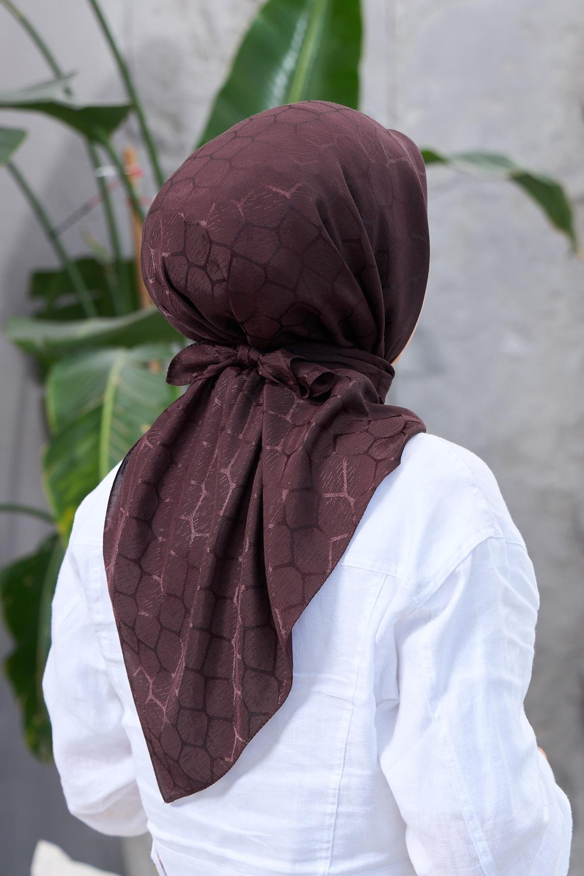 Acı Kahve Taş Desen İpeksi Jakar Eşarp 