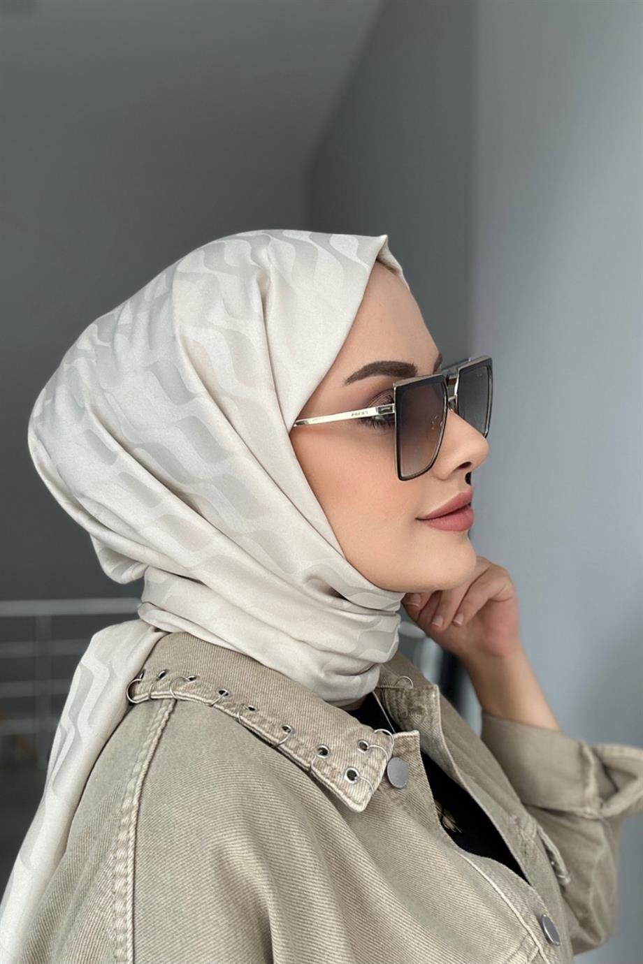 Açık Bej Desenli İpeksi Jakar Şal 