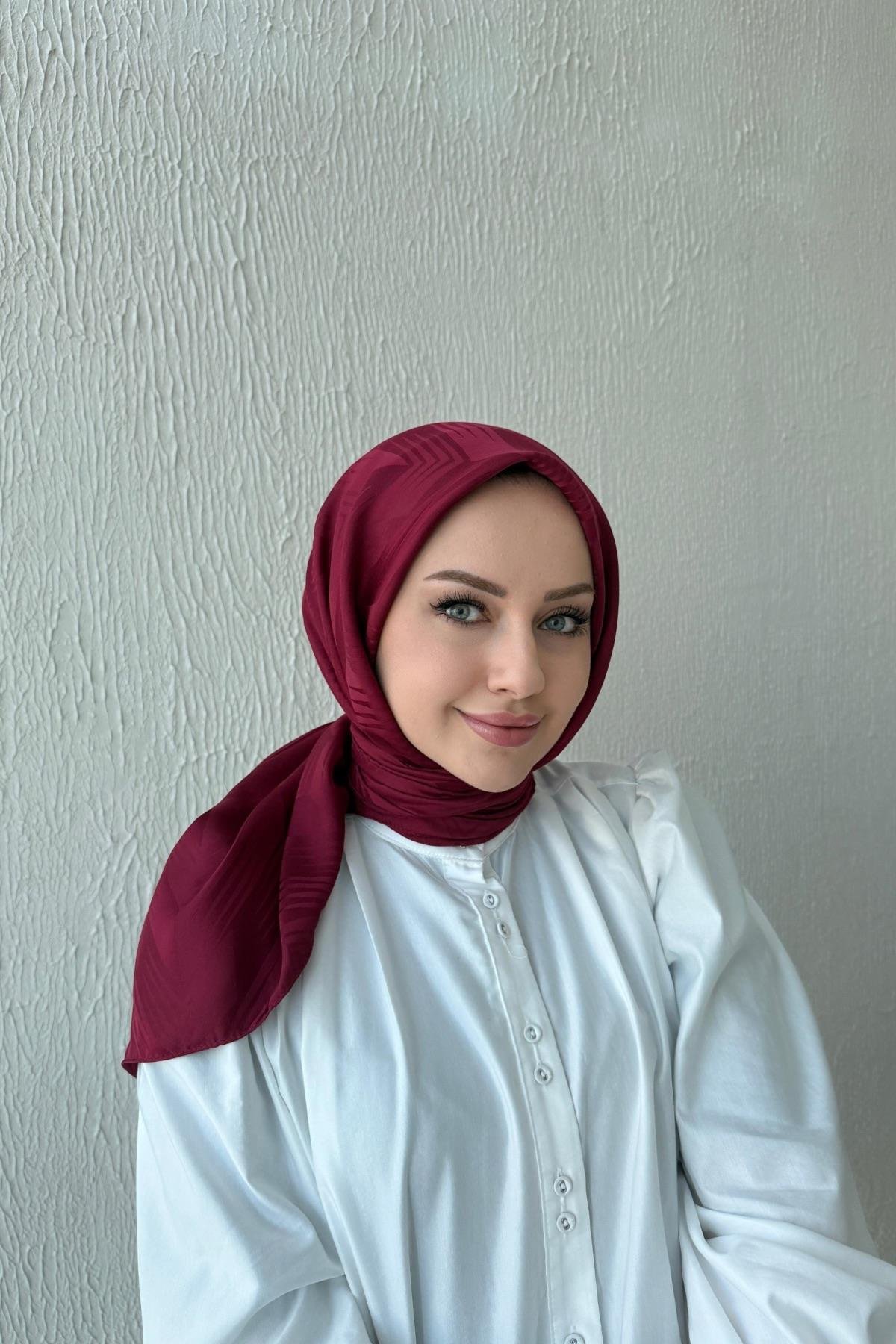 Bordo Noya İpeksi Jakar Eşarp