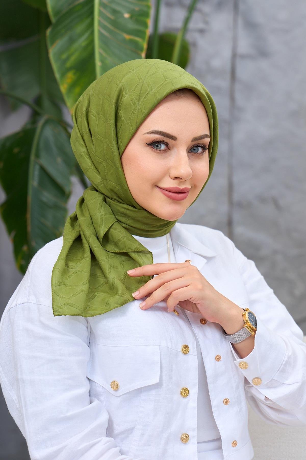 Çağla Bambu Jakar Eşarp