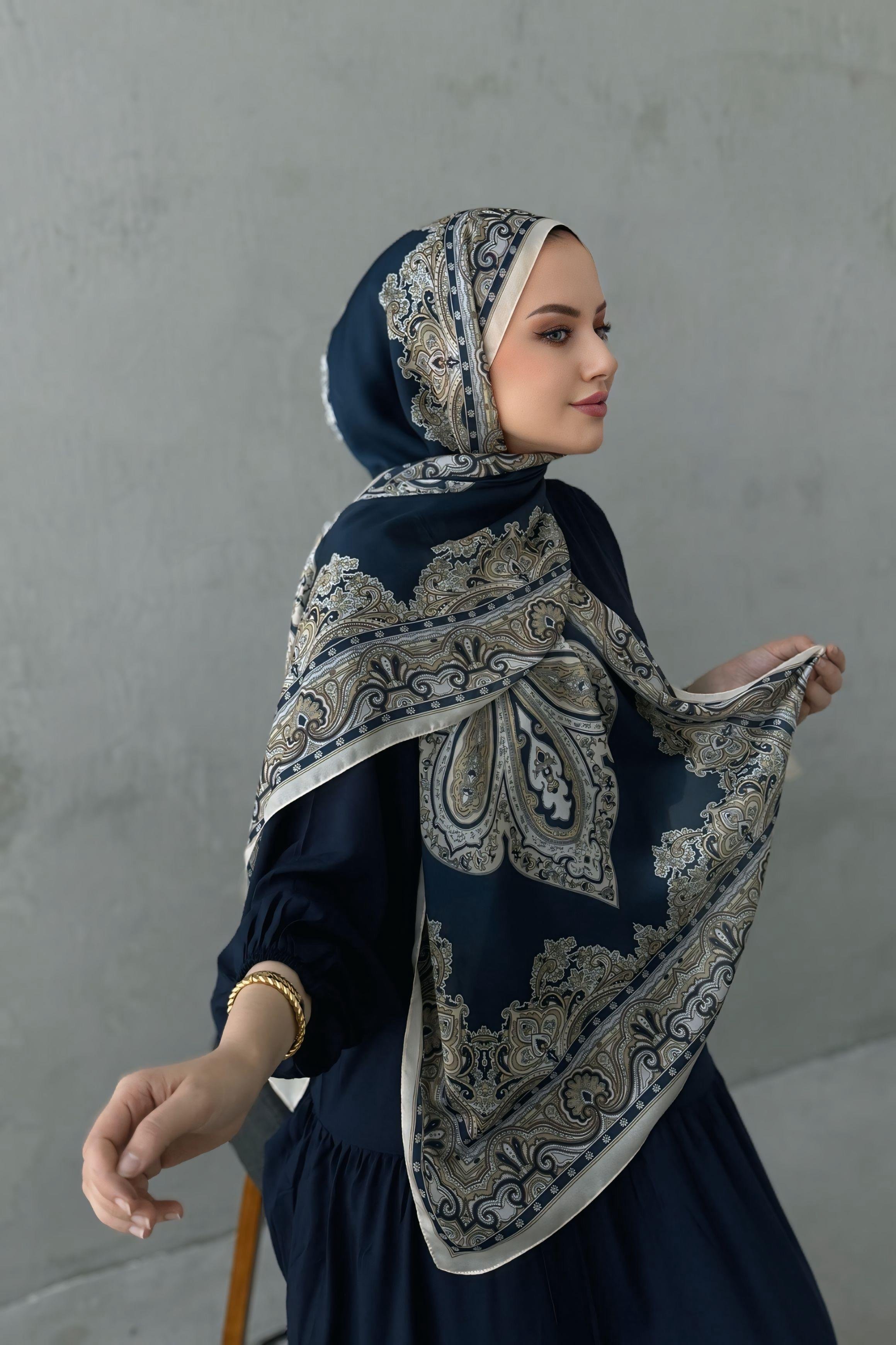 Hüma Otantik Hint İpeği Şal Lacivert