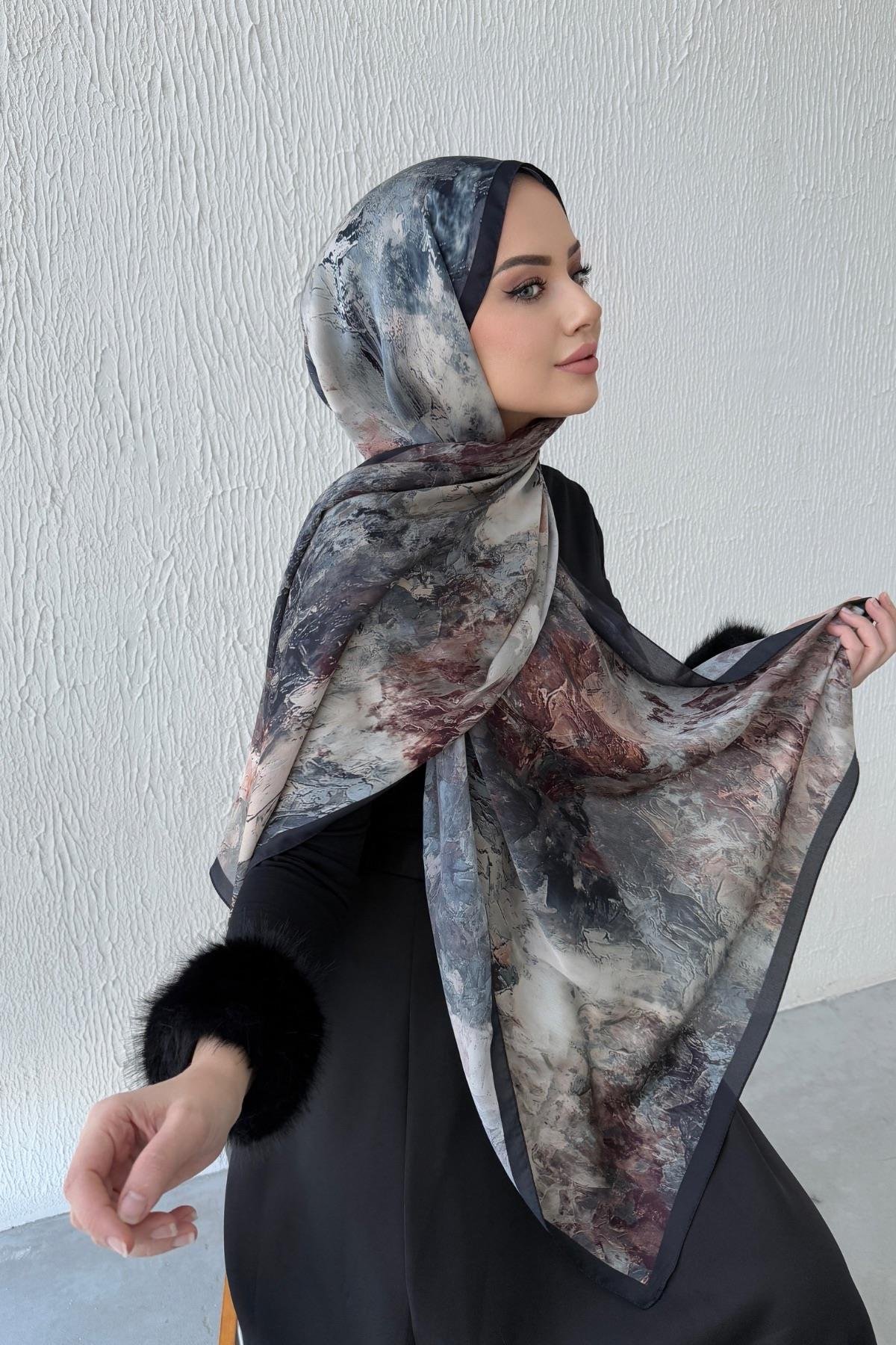 Kahverengi Larina Kumlu İpek Şal 