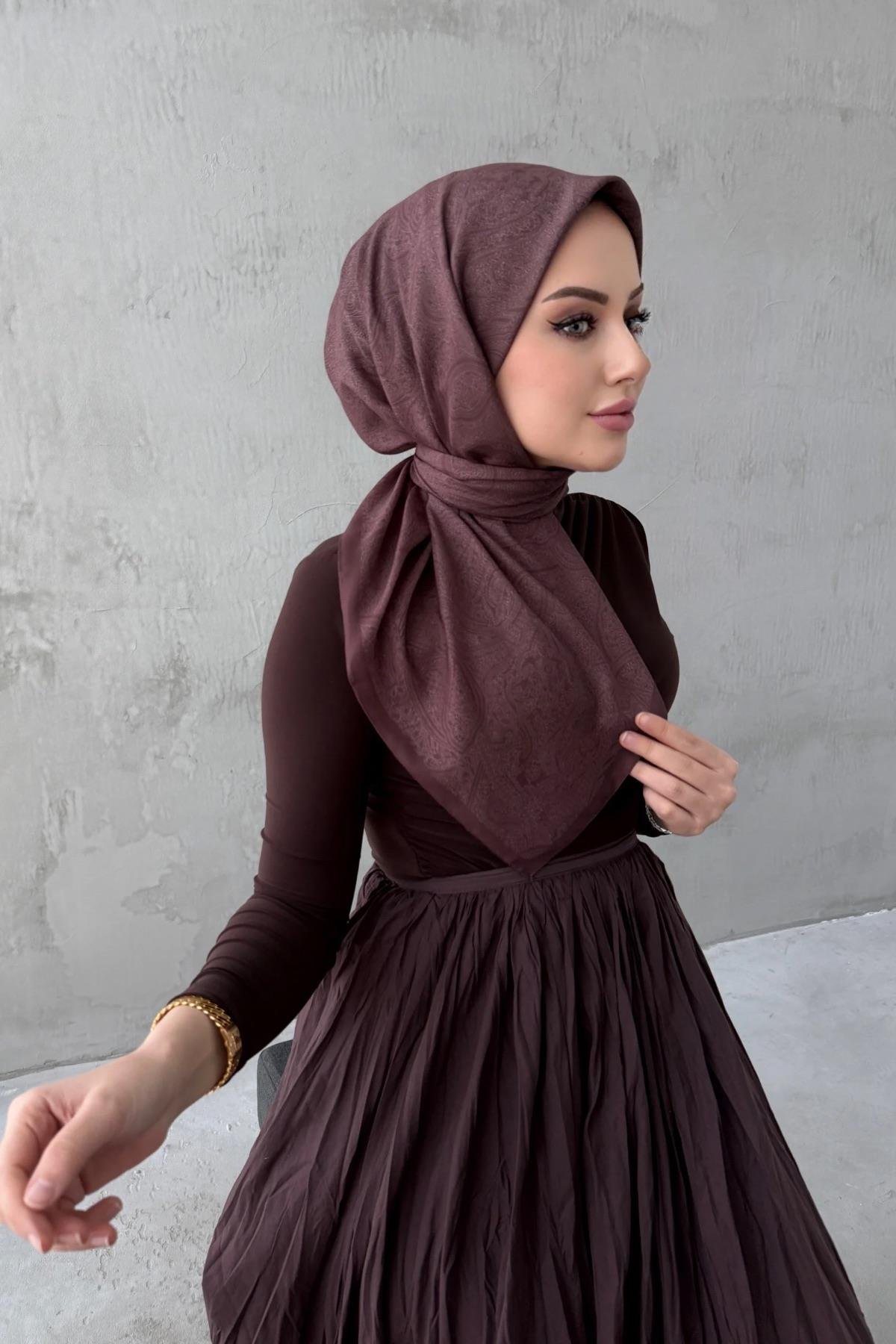 Kahverengi Neva Bohem Modal İpek Eşarp