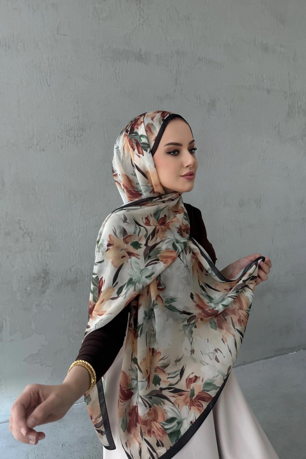 Kahverengi Piraye Hint İpeği Şal