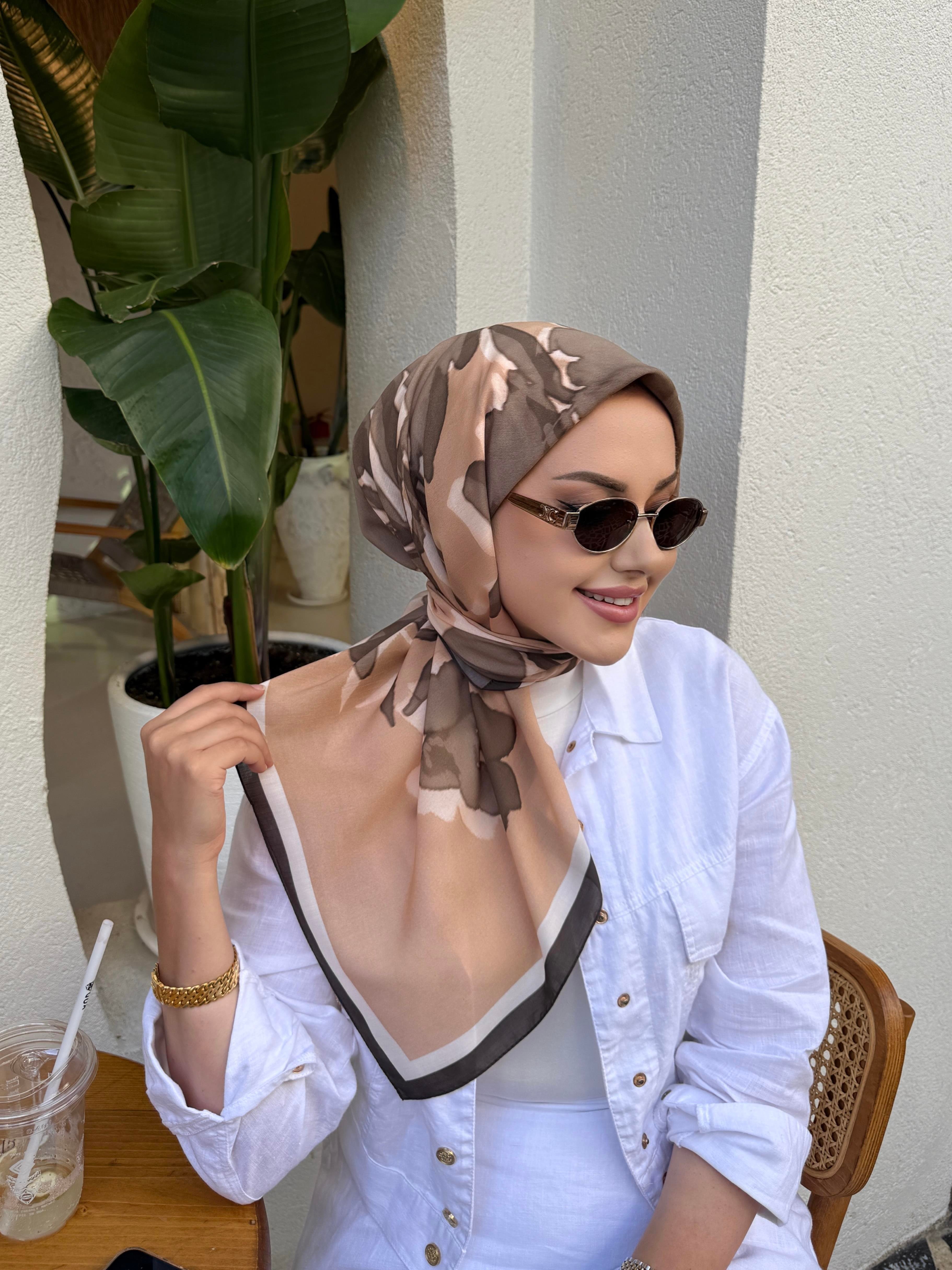 Kahverengi Rahven Modal İpek Eşarp