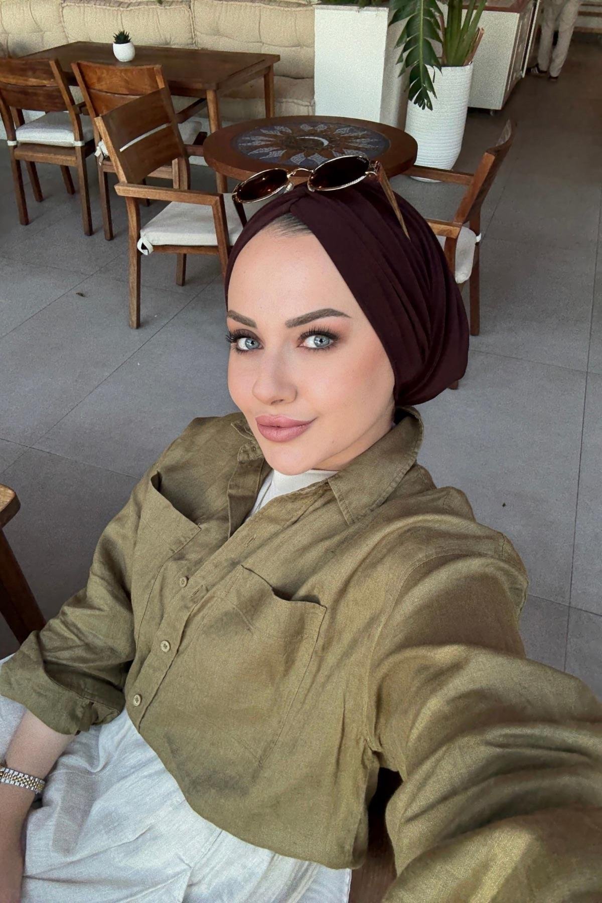 Koyu Kahverengi Tasarım  Bone 