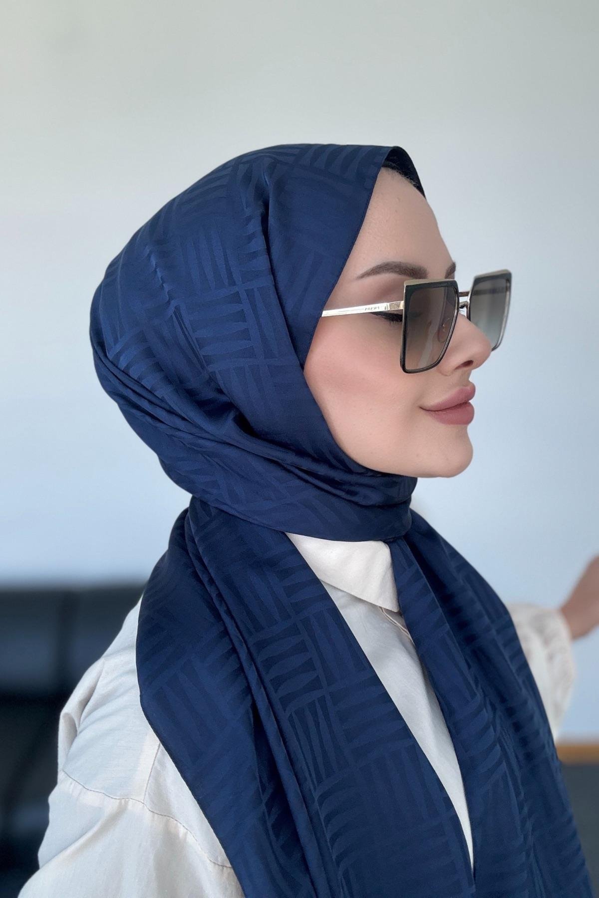 Piramit Desen İpeksi Jakar Şal Lacivert 