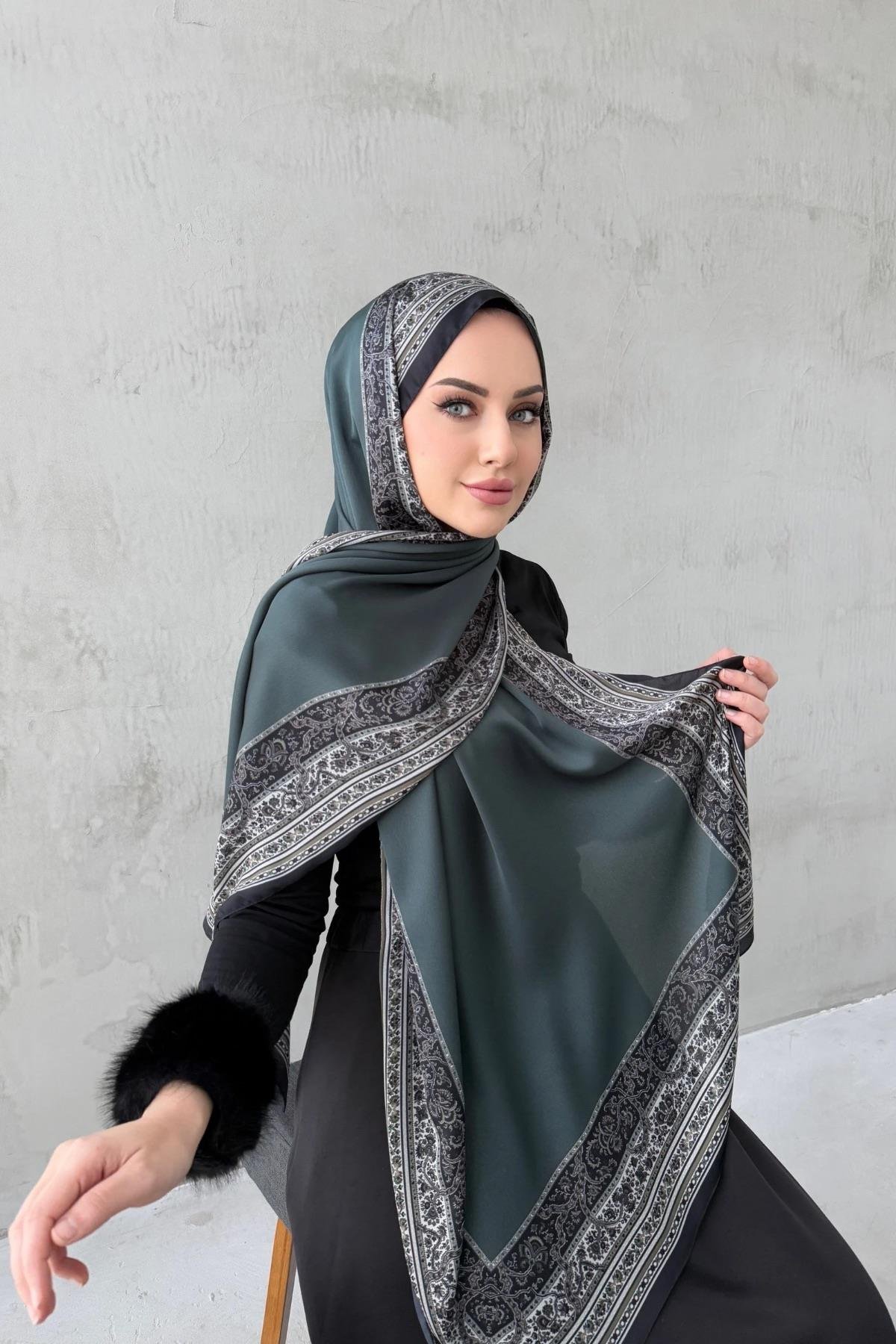 Yeşil Bohem Kumlu İpek Şal 