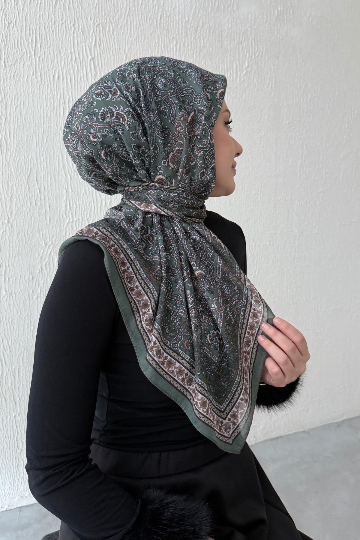 Yeşil Bohem Modal İpek Eşarp