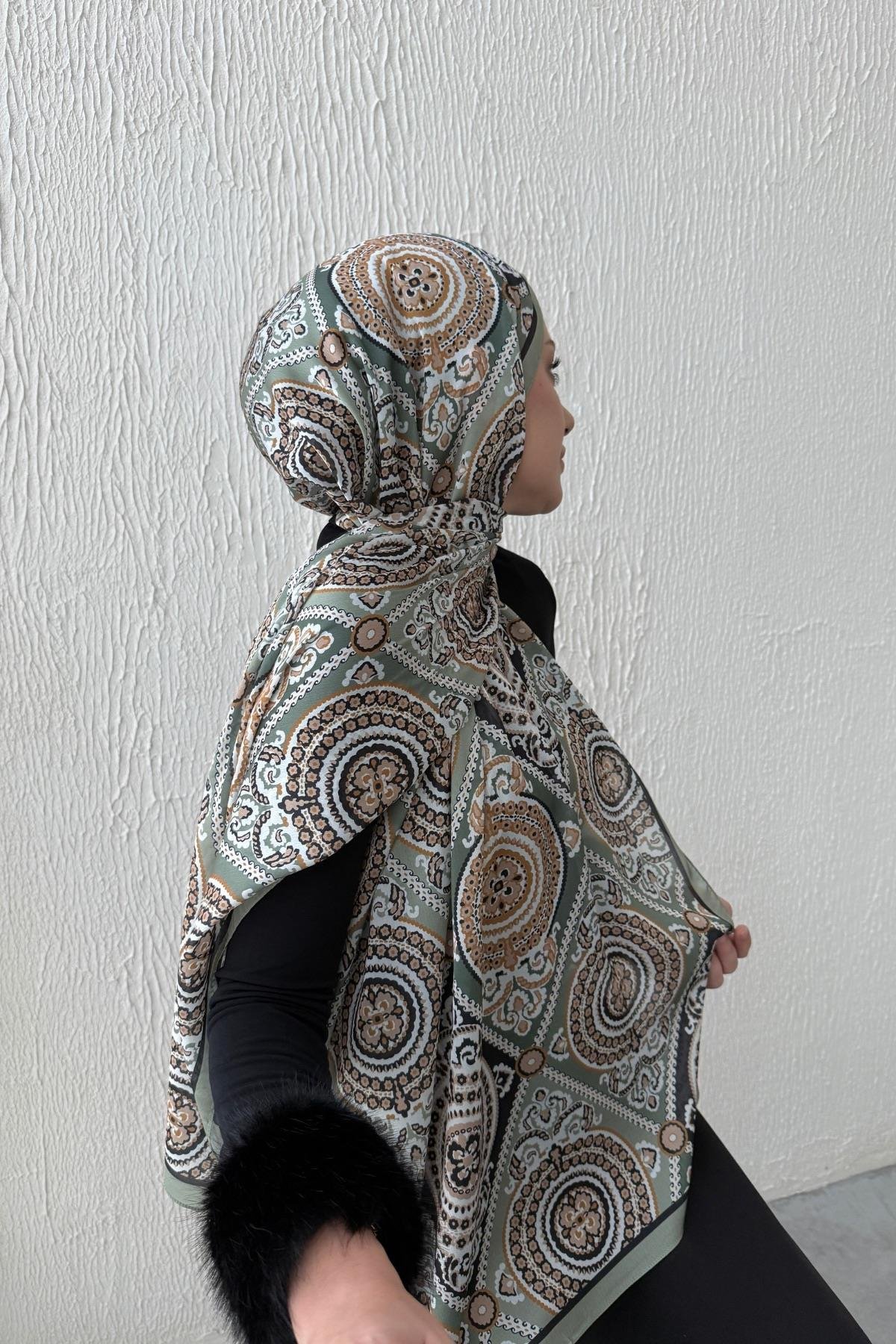 Yeşil Kösem Hint İpeği Şal