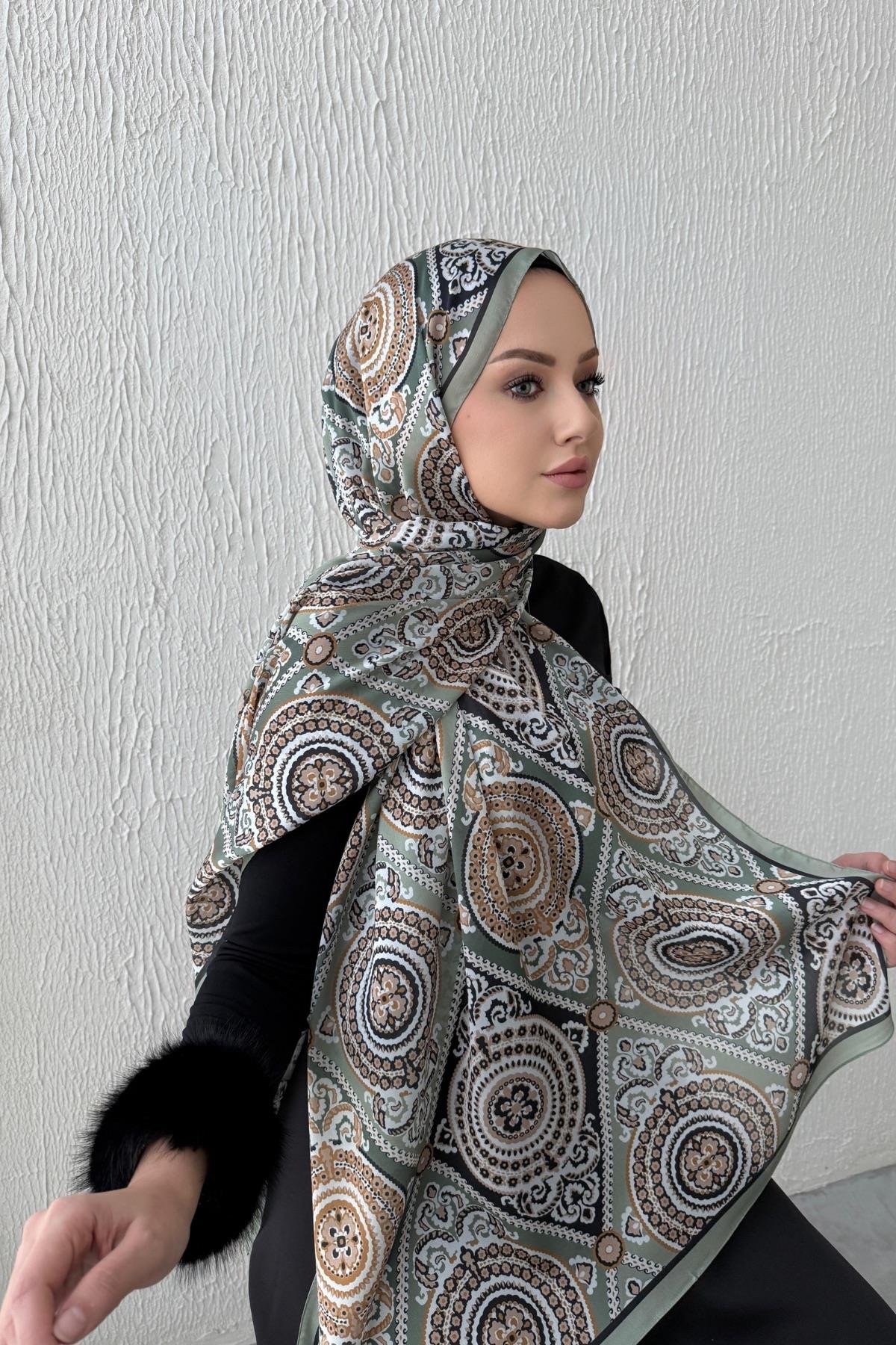 Yeşil Kösem Hint İpeği Şal