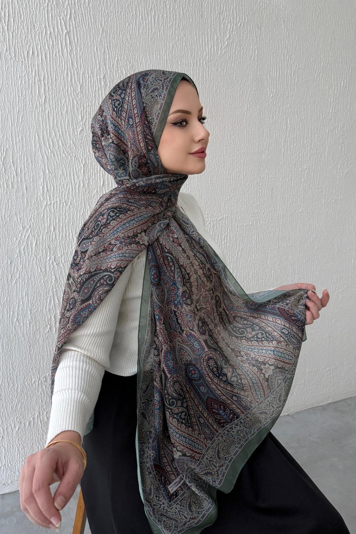 Yeşil Otantik Hint İpeği Şal