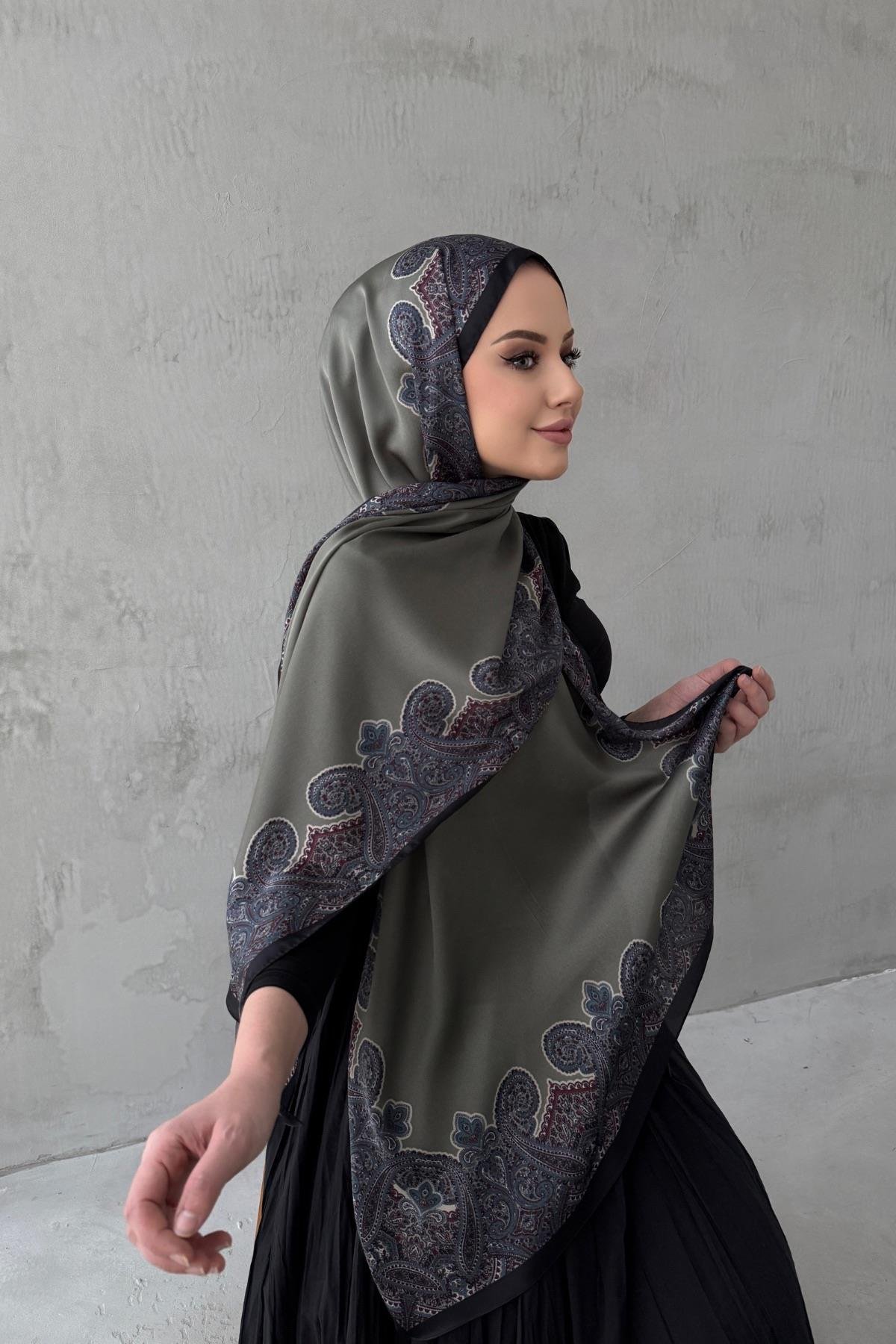 Yeşil Rozalie Bohem Kumlu İpek Şal 