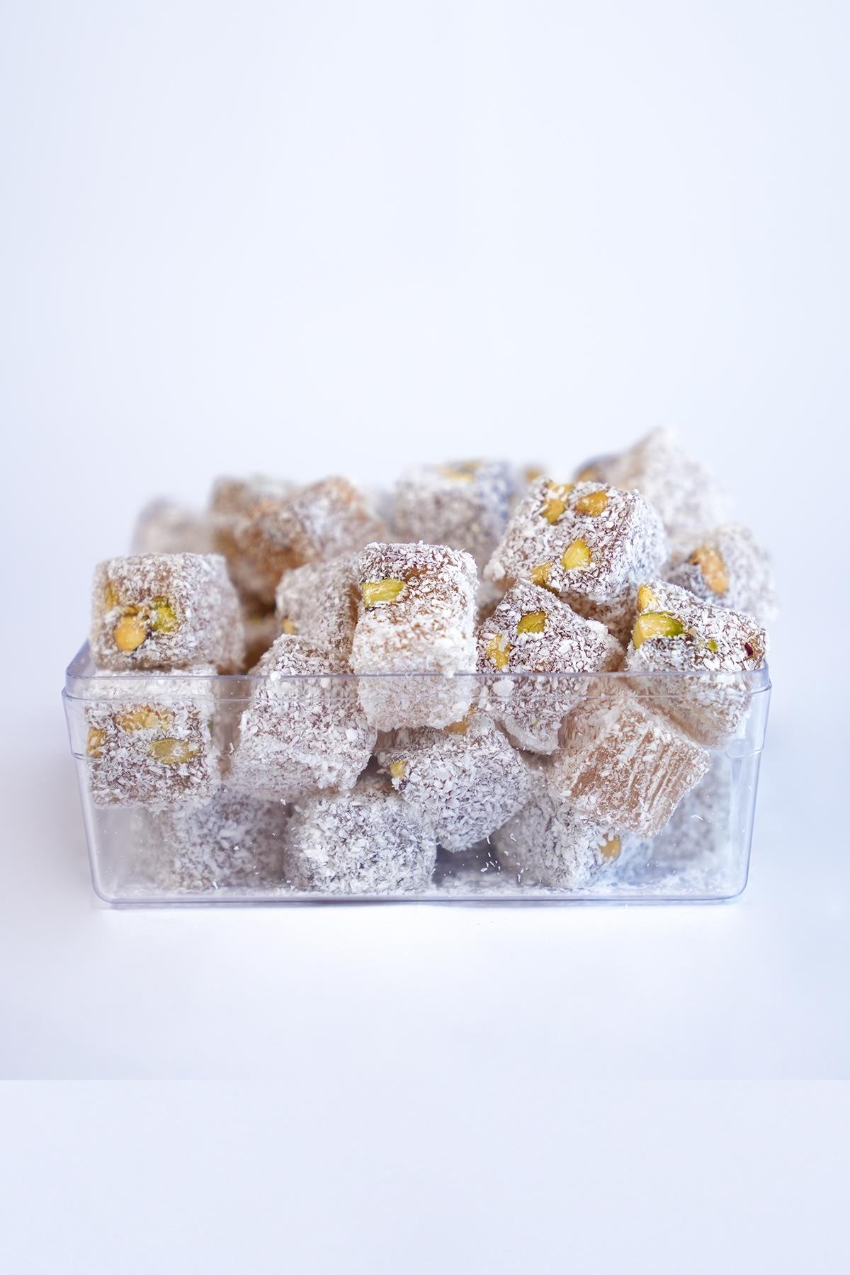 Hindistan Cevizli Çifte Kavrulmuş Antep Fıstıklı Lokum 500 Gr