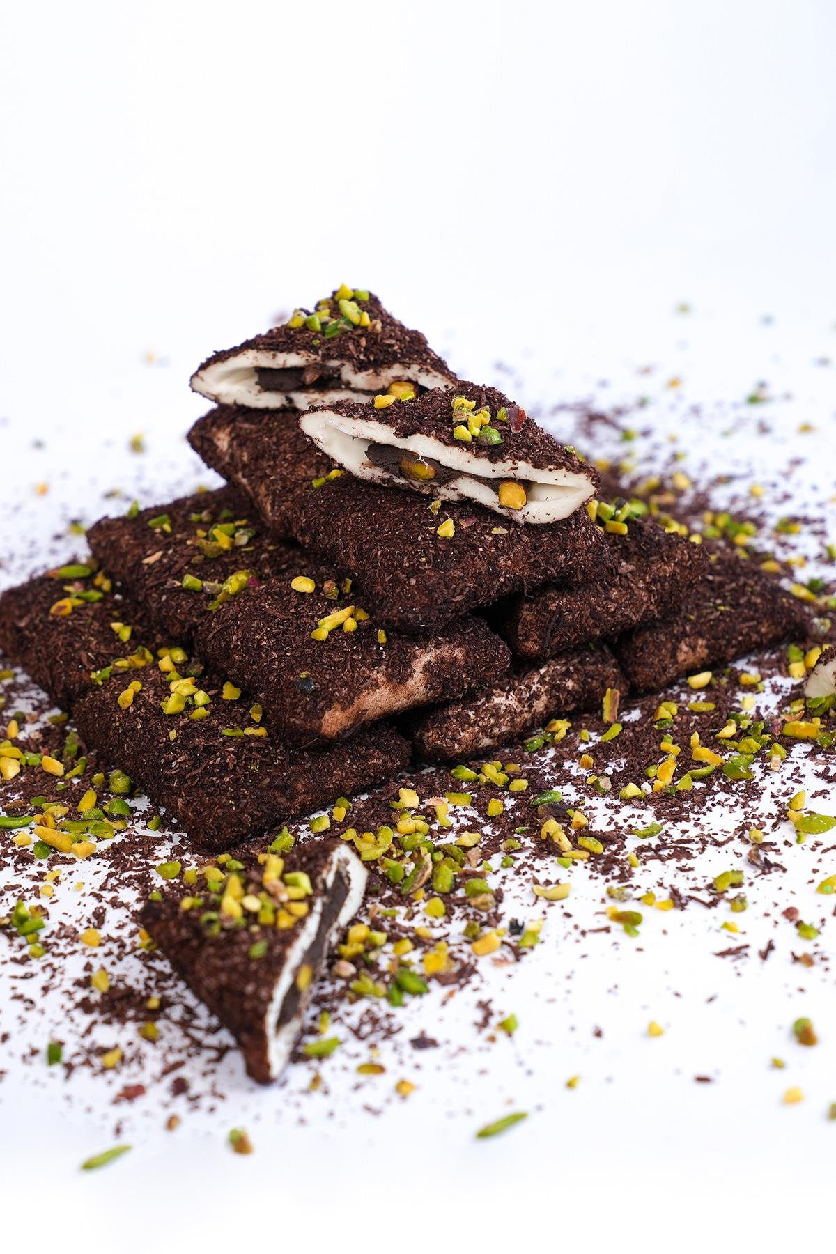 Hindistan Cevizli Kakaolu Antep Fıstıklı Çikolatalı Bohça Lokum 1 Kg