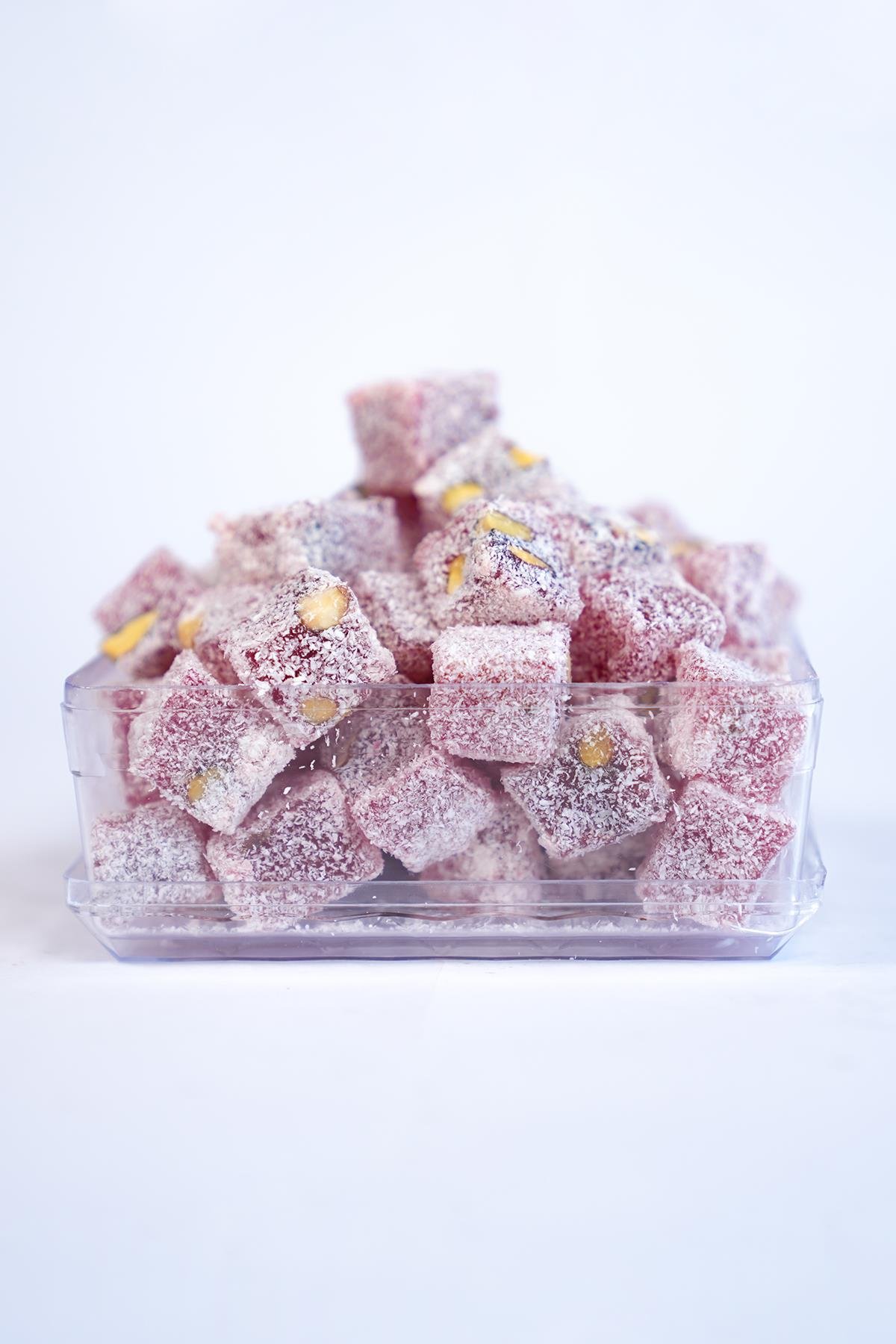 Hindistan Cevizli Narlı Çifte Kavrulmuş Antep Fıstıklı Lokum 500 Gr