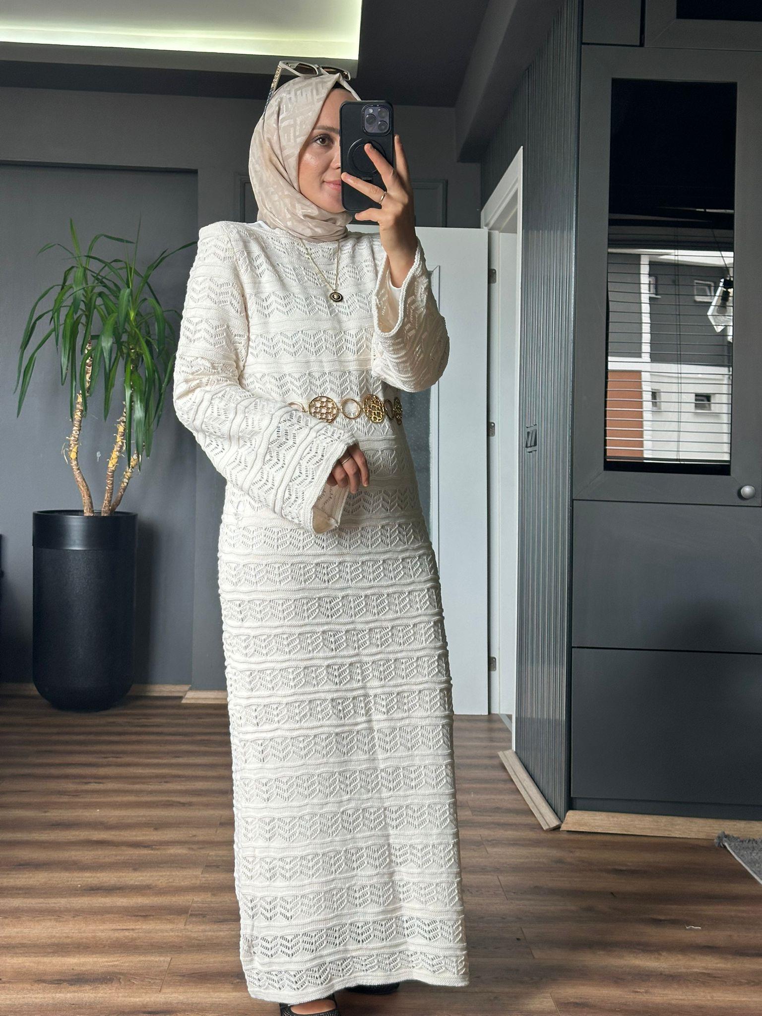 002026 ZİKZAK DESENLİ ÖRME ELBİSE KREM