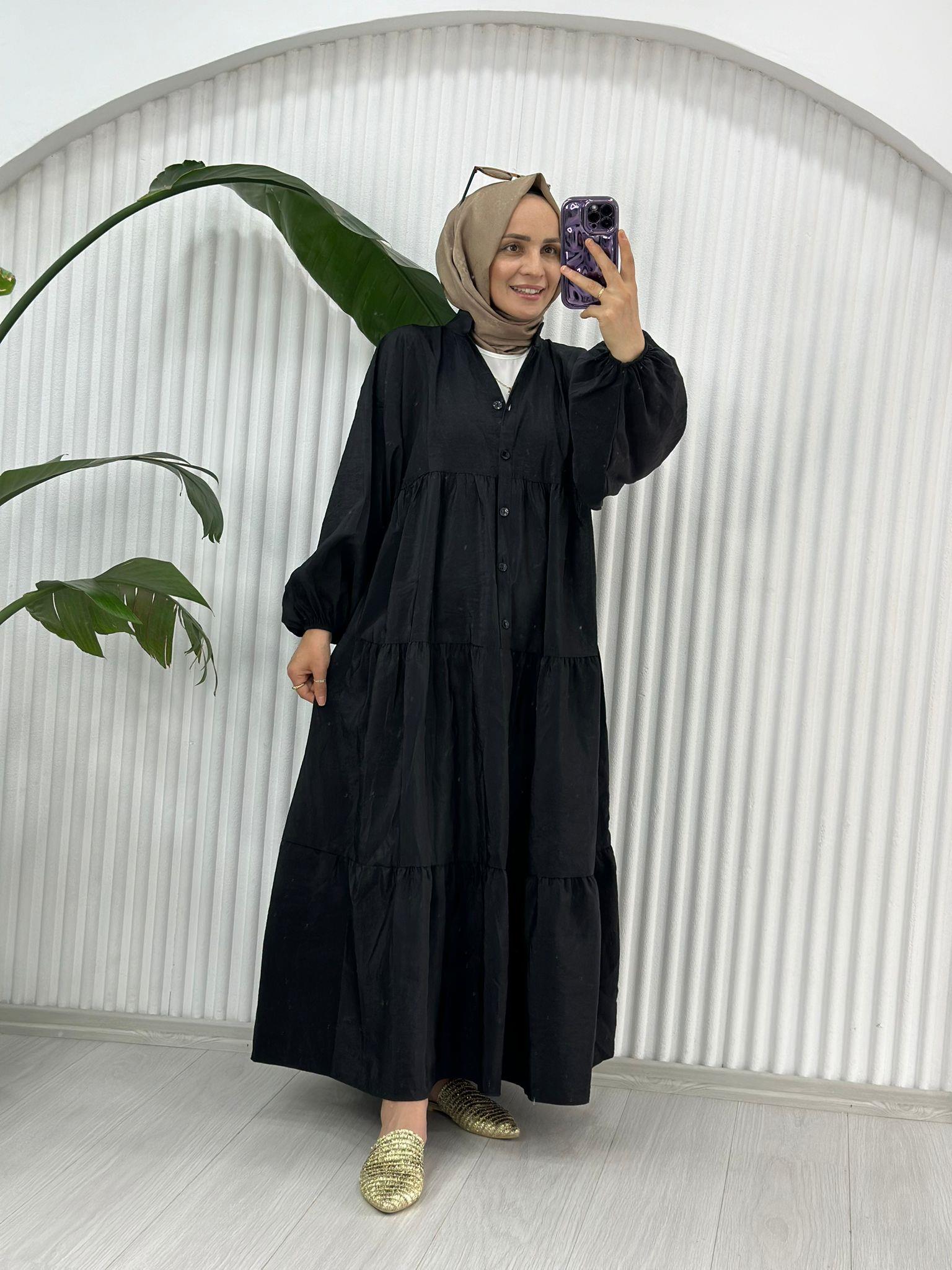 1551 DÜĞMELİ ELBİSE SİYAH 1