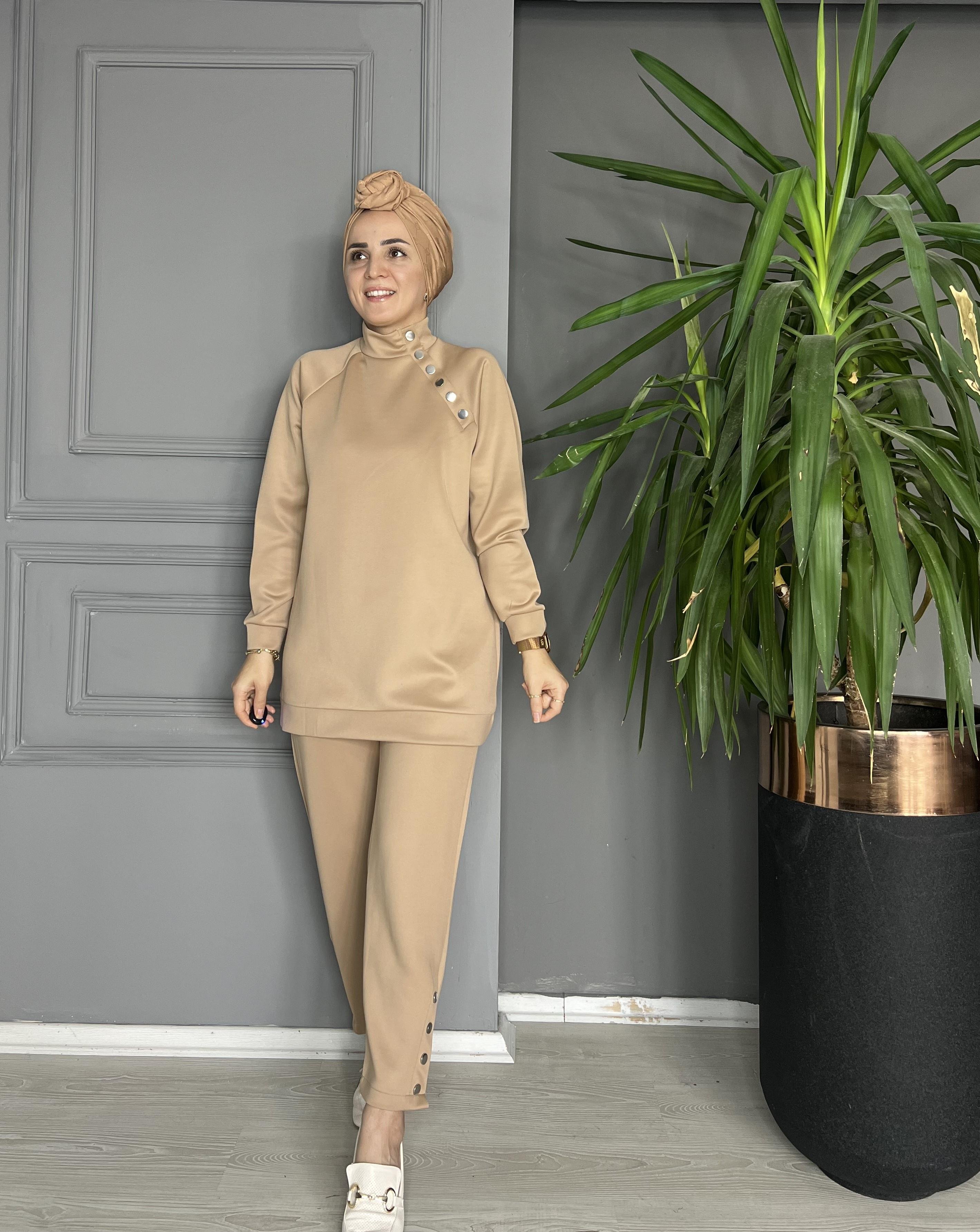 22166  YAKA DETAYI ÇITÇITLI  TAKIM CAMEL S-M 