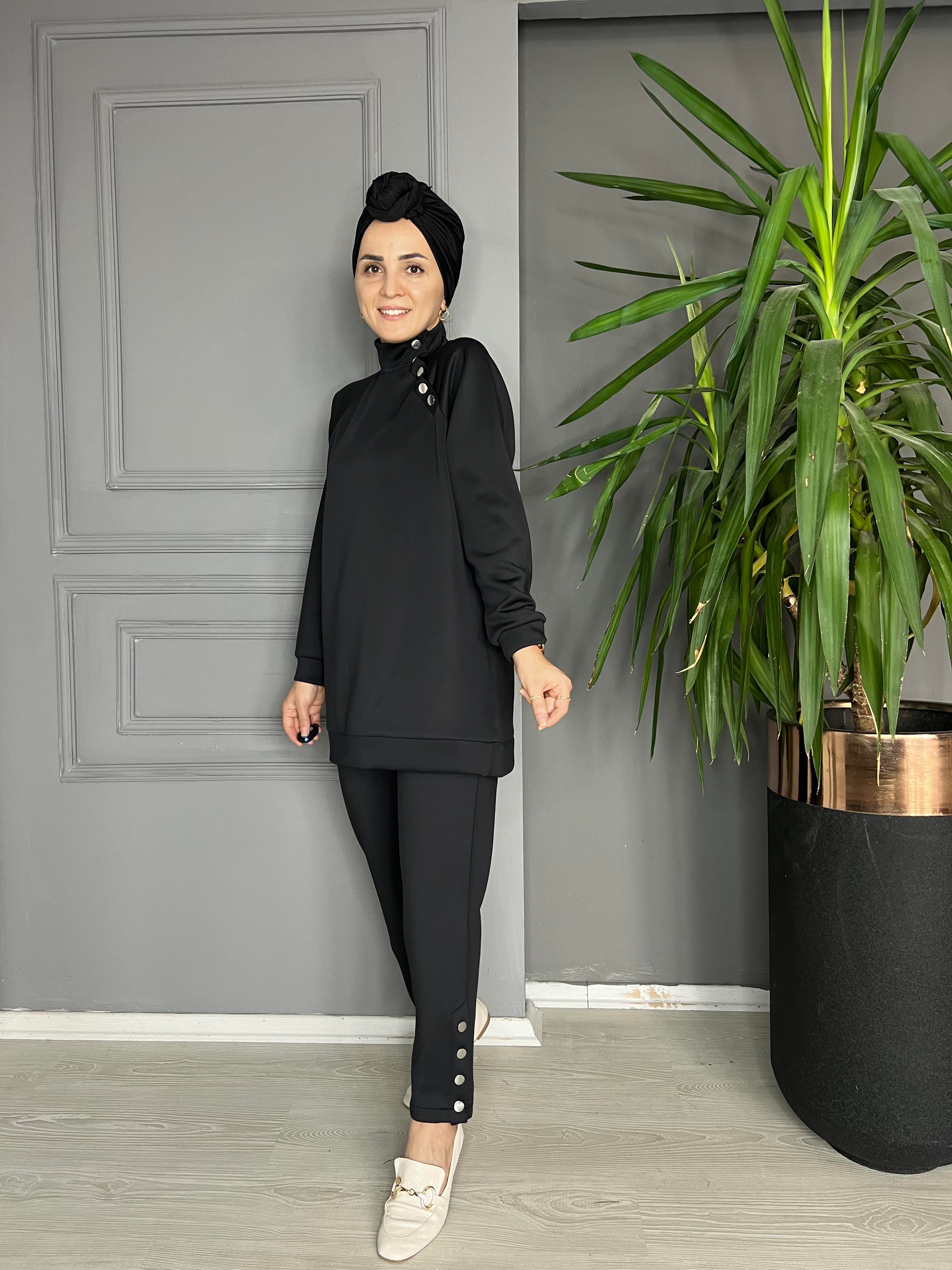 22166  YAKA DETAYI ÇITÇITLI TAKIM SİYAH L-XL