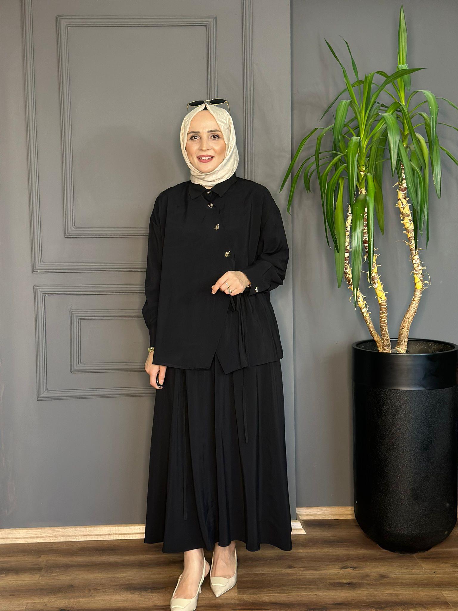 22555 YAN TOKA DETAY SİYAH ETEK TAKIM S-M