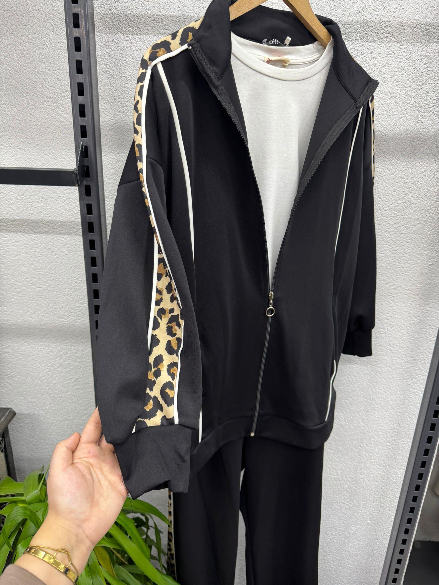 22605 LEOPARLI ŞERİTLİ  EŞOFMAN TAKIM SİYAH 