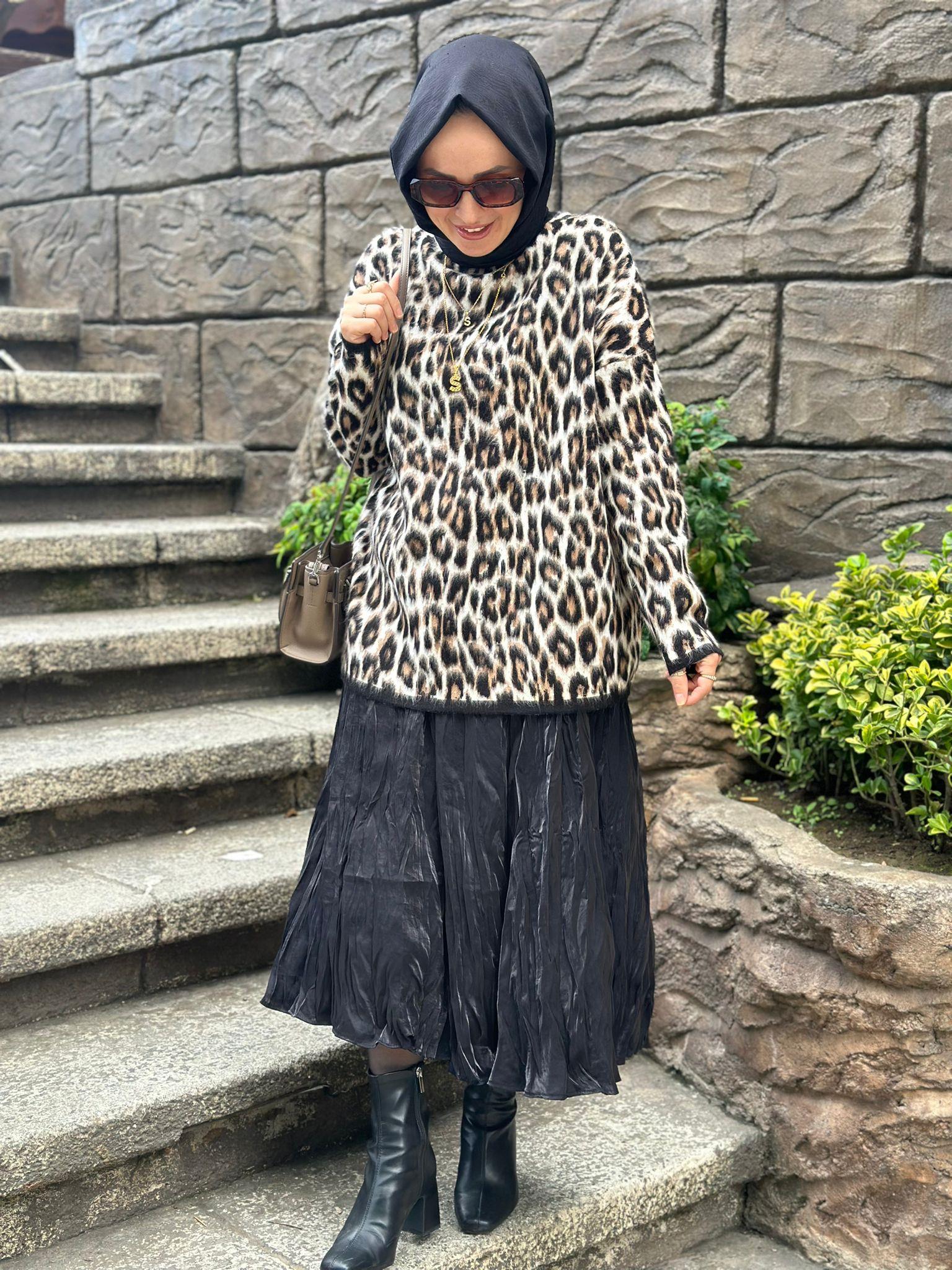 24027 KAHVERENGİ LEOPAR KAZAK STD