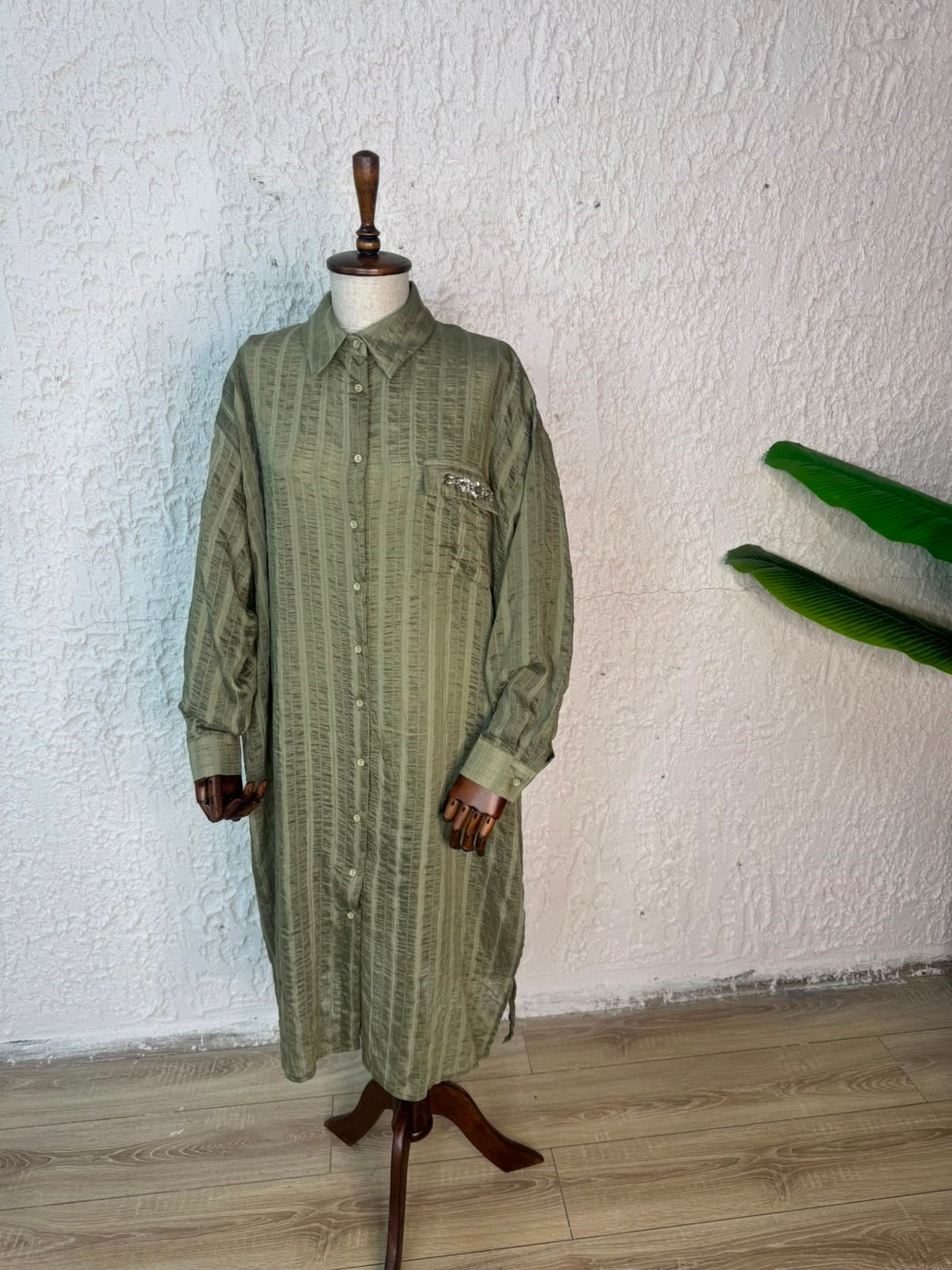 24433 TAŞ İŞLEME DETAY ARA BOY TUNİK YEŞİL