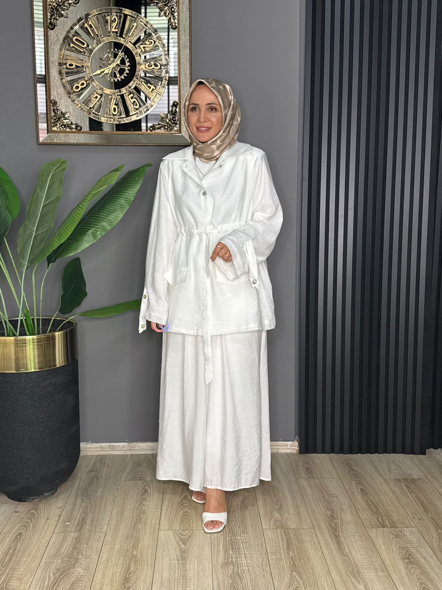 24435 BEL BÜZGÜ DETAY KAP BEYAZ 