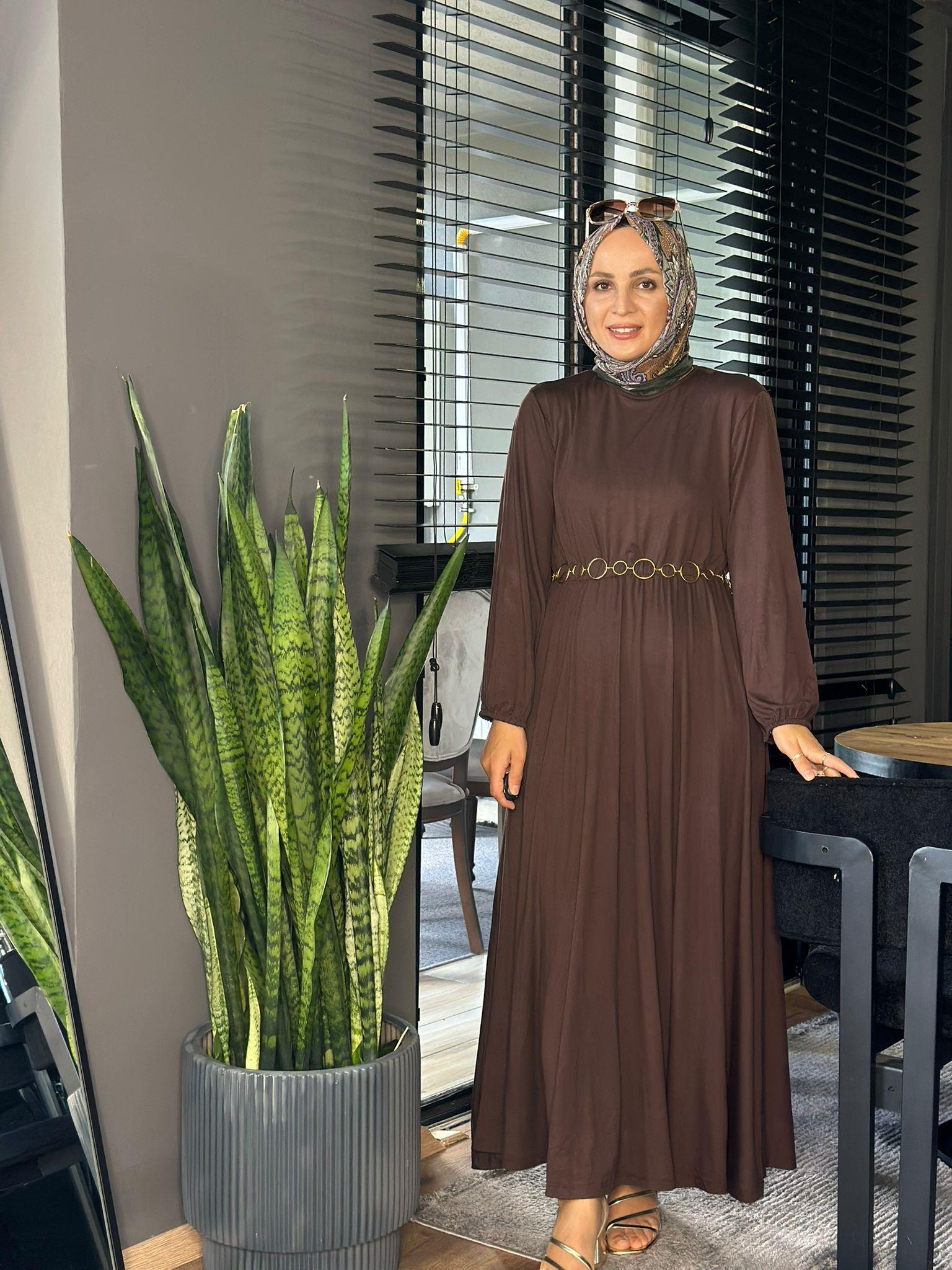 25119  BELİ LASTİKLİ PENYE ELBİSE KAHVERENGİ  STD