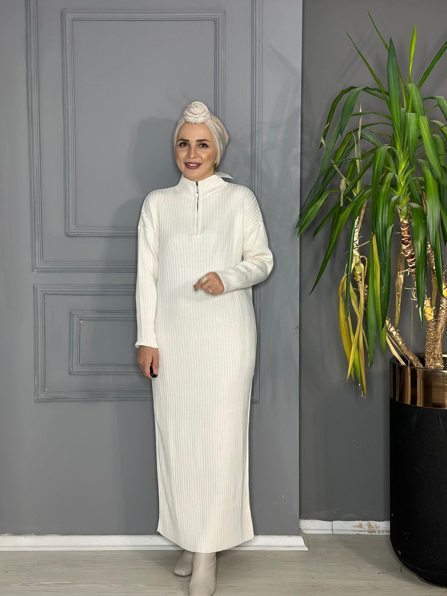 30233 YARI FERMUAR ELBİSE EKRU