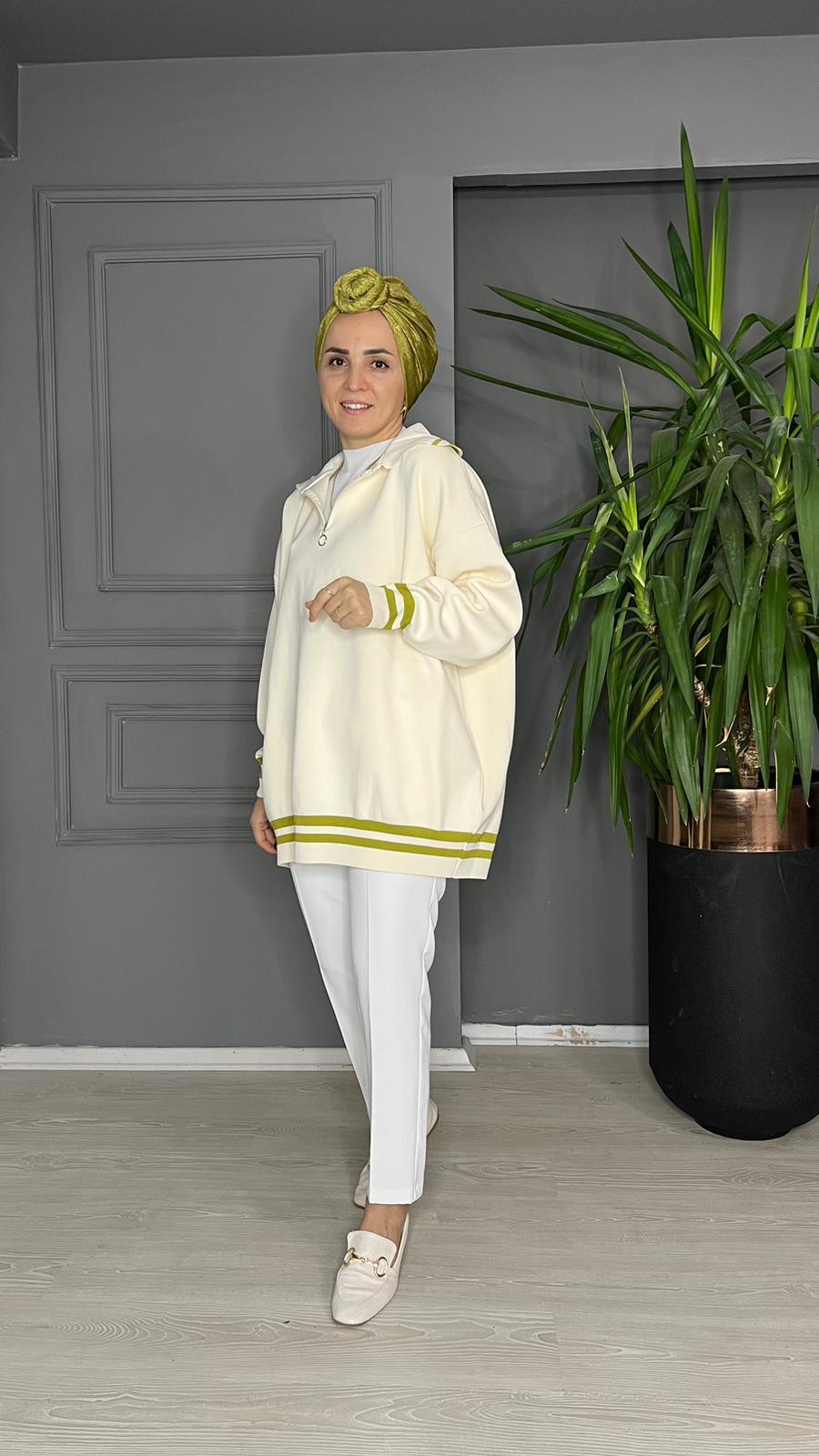 40643 TRİKO KAZAK KREM