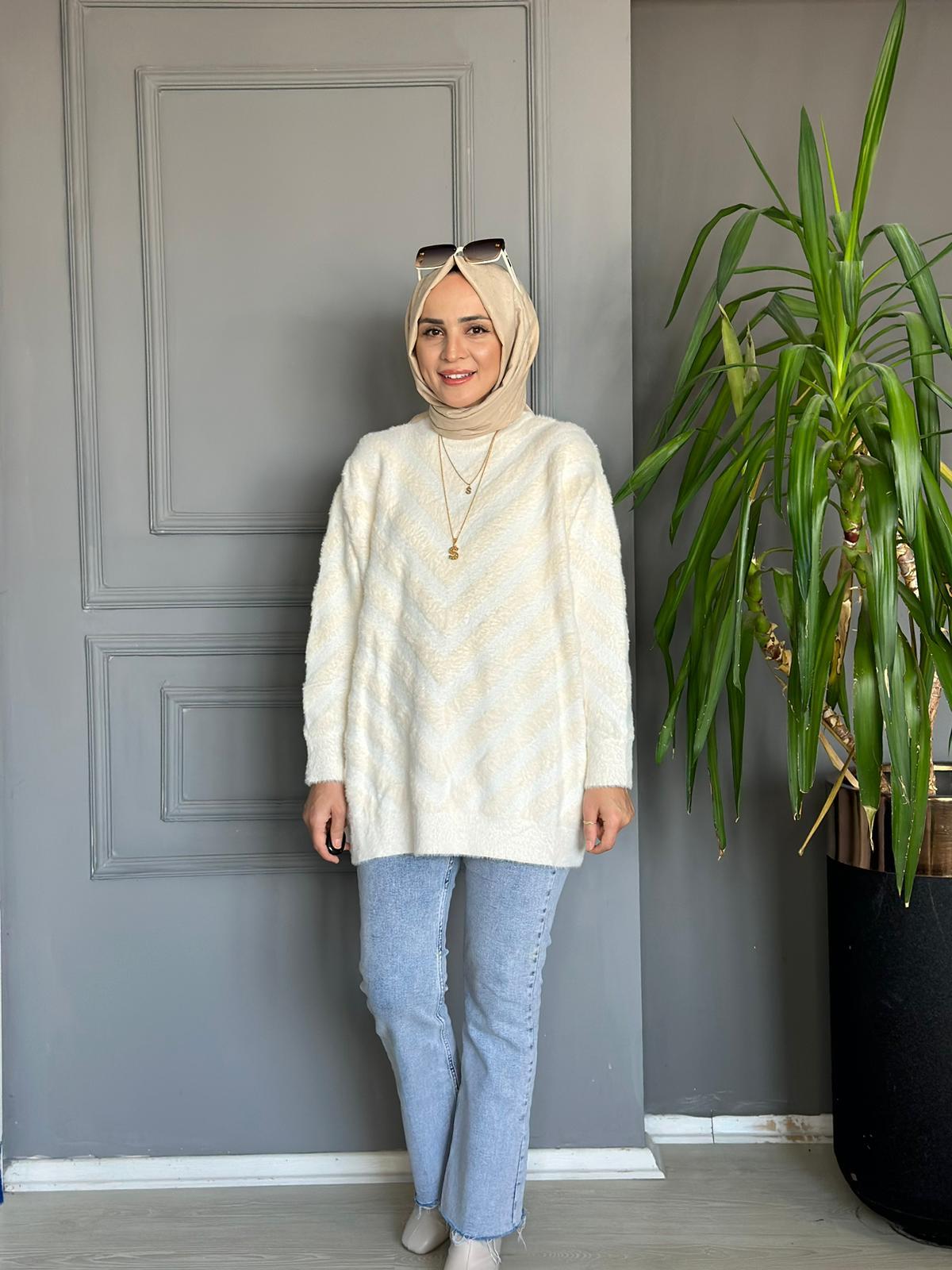 40834 V DETAY ANGORA KAZAK BEJ