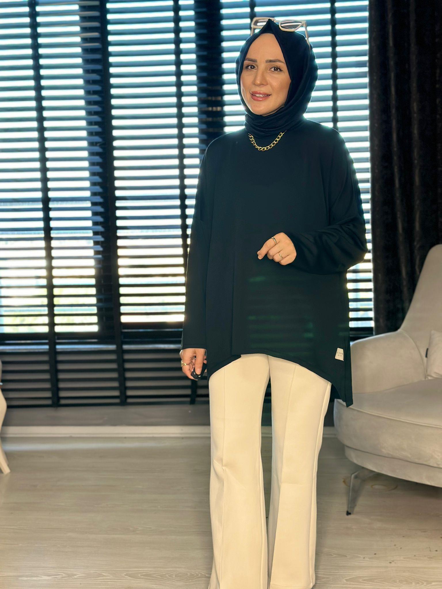 40904  SALAŞ KESİM MERSERİZE TRİKO SİYAH