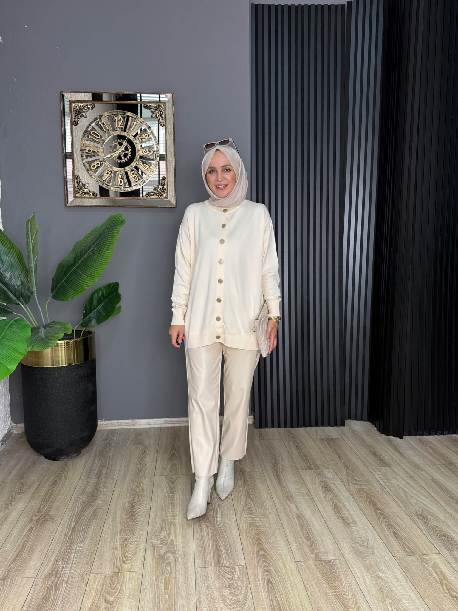 40969 MERSERİZE HIRKA KREM STD 