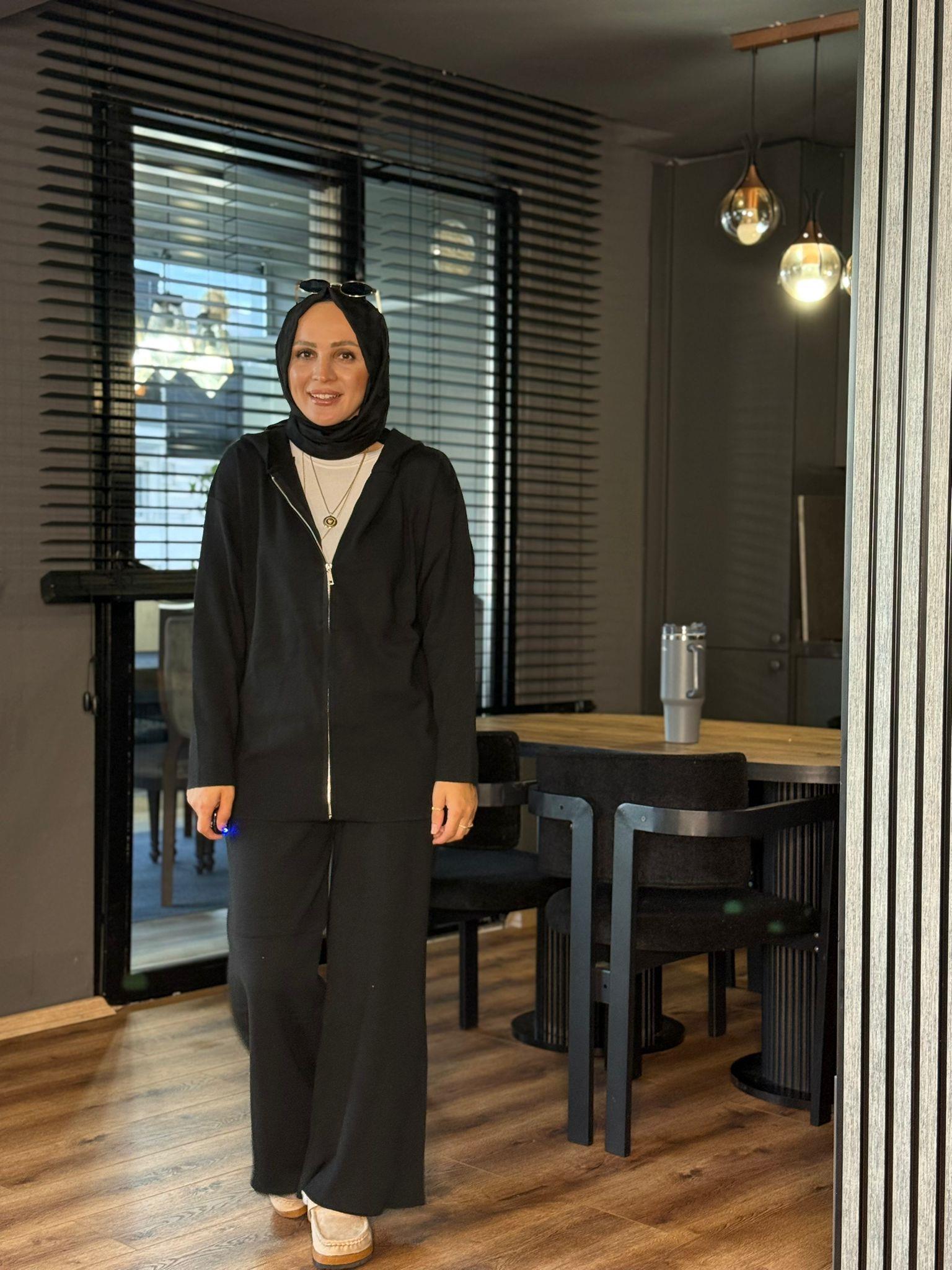 44126 FERMUAR DETAY TRİKO TAKIM  SİYAH 