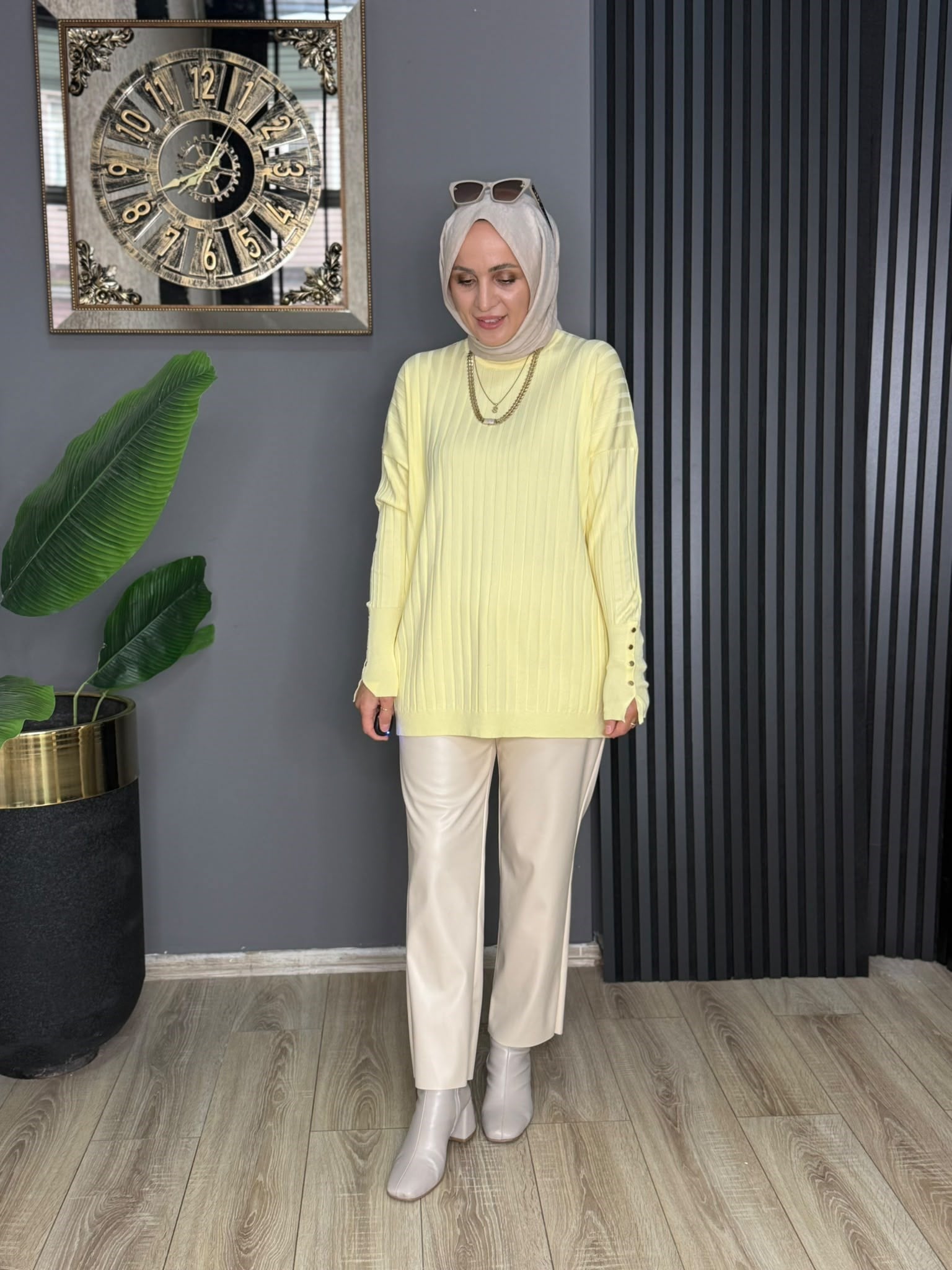 44258 DÜĞME DETAY FİTTİLİ MERSERİZE SARI 