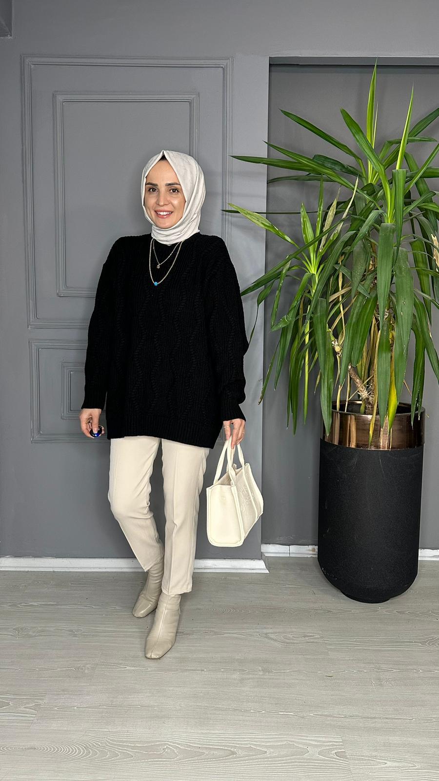 50536 ÖRGÜ DETAY KAZAK SİYAH