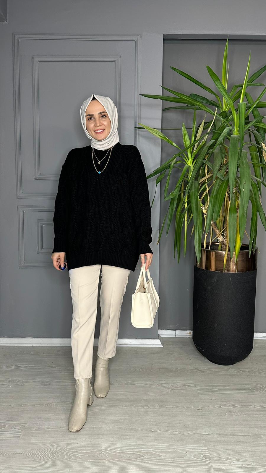 50536 ÖRGÜ DETAY KAZAK SİYAH