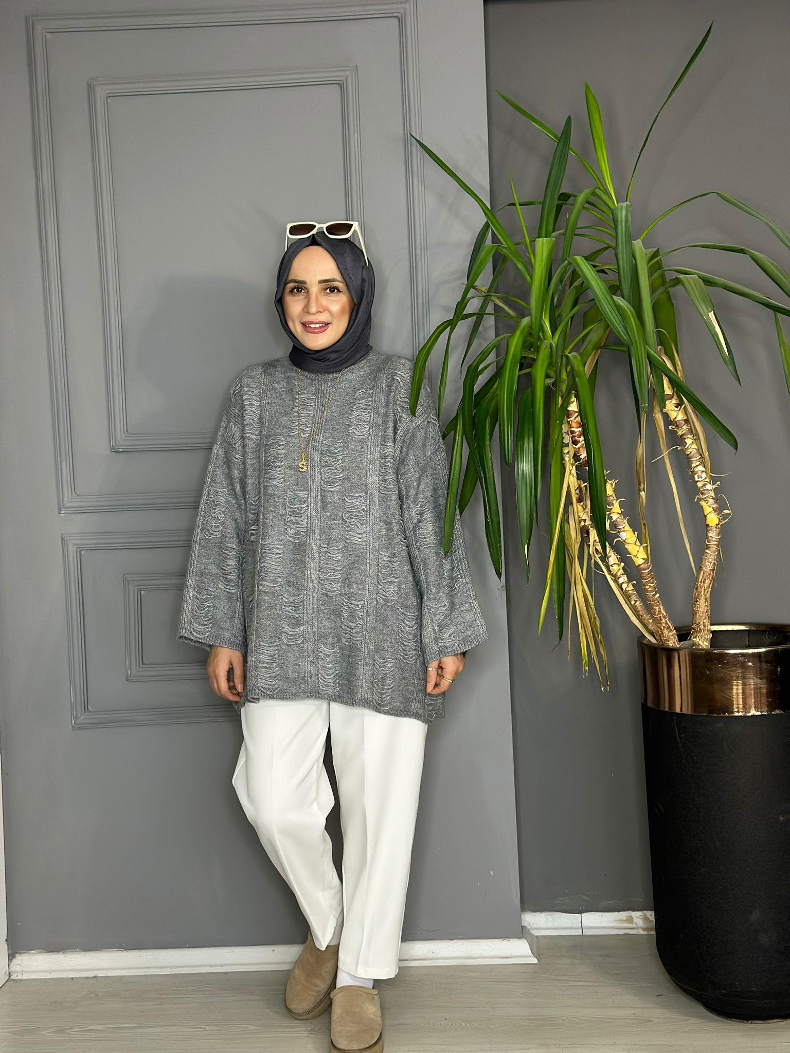 50698 YIRTIK MODEL KAZAK GRİ