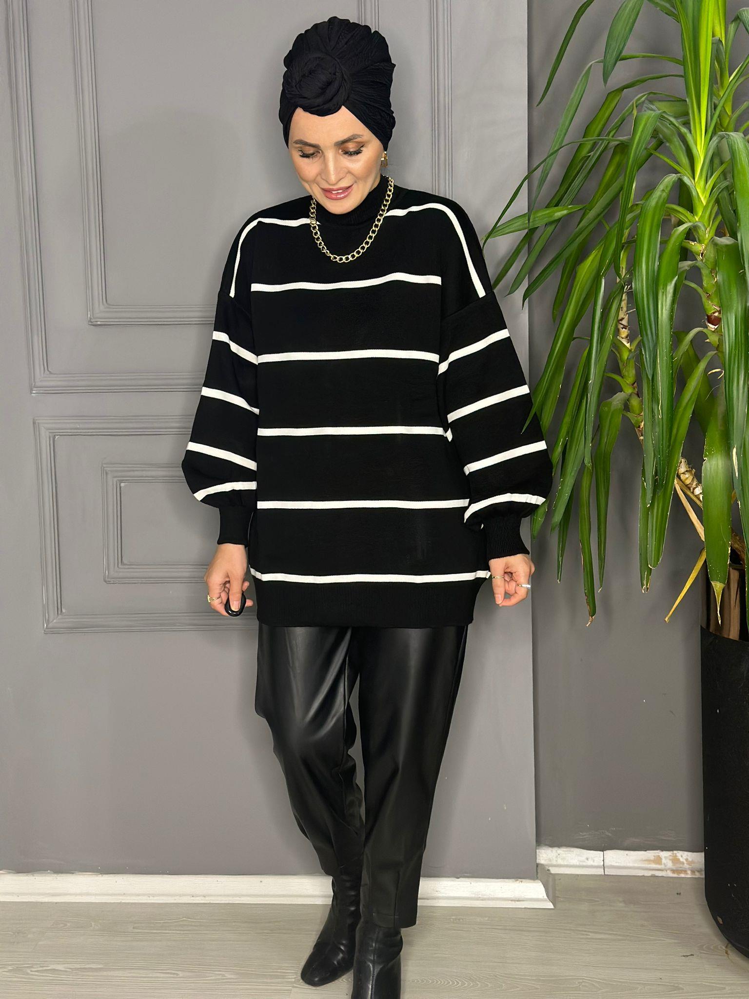 5493 İNDİRİMLİ TEK ÇİZGİ TRİKO SİYAH