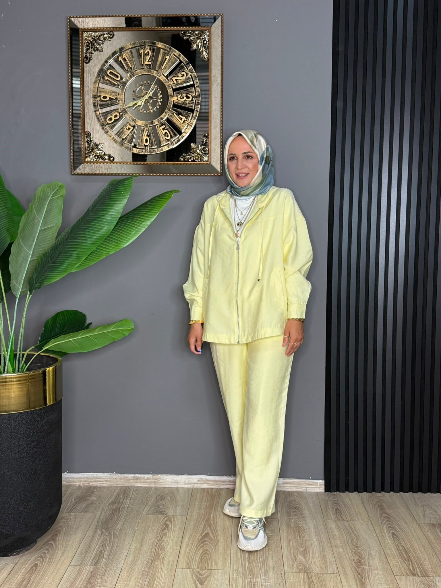6392 BELLA TAKIM SARI 