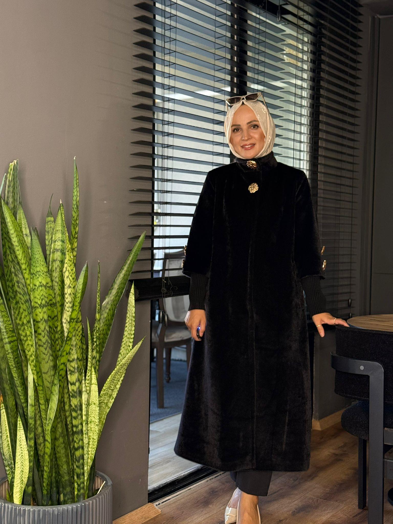 7958 GOLD BROŞ DETAY KABAN SİYAH 