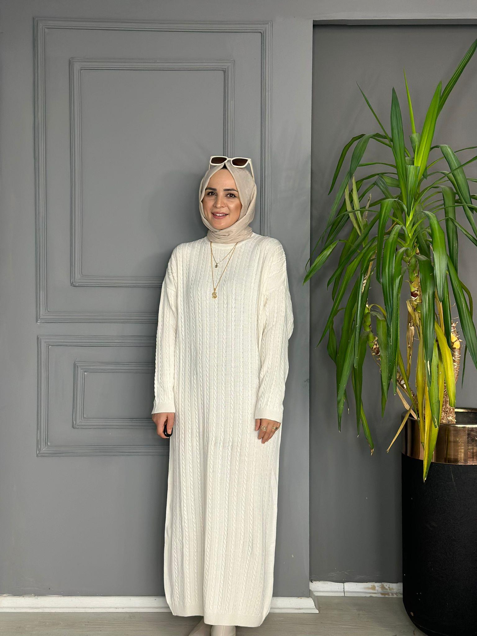 81012  ÖRGÜLÜ ELBİSE EKRU