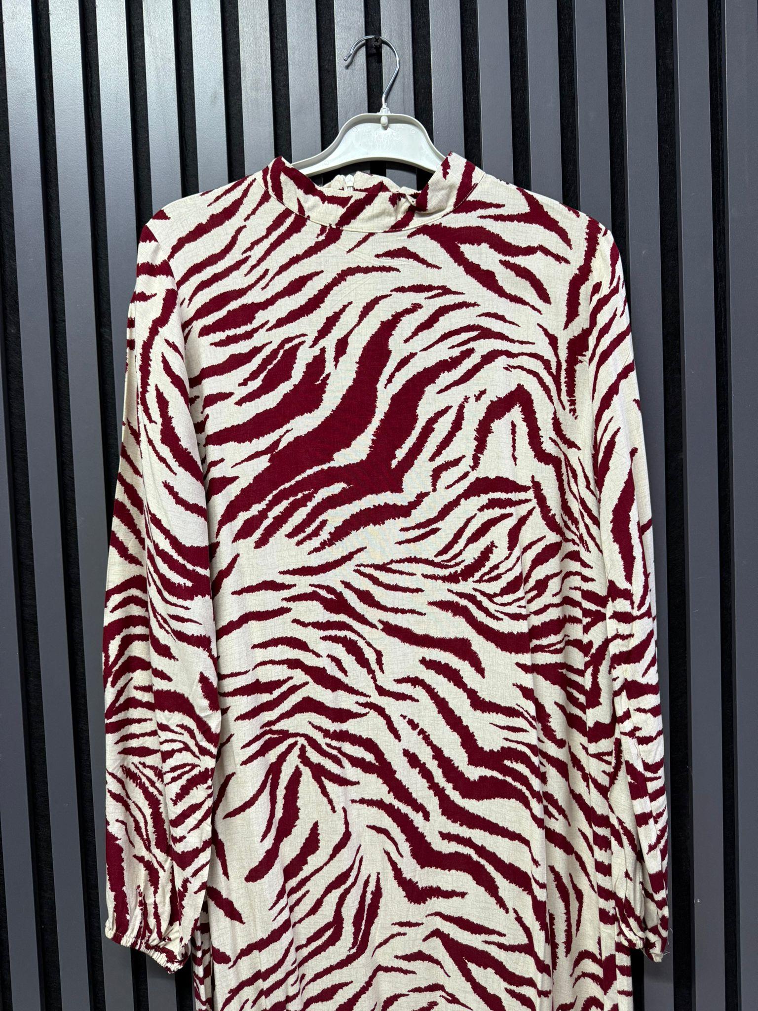 DESENLİ VİSKON ELBİSE BORDO 