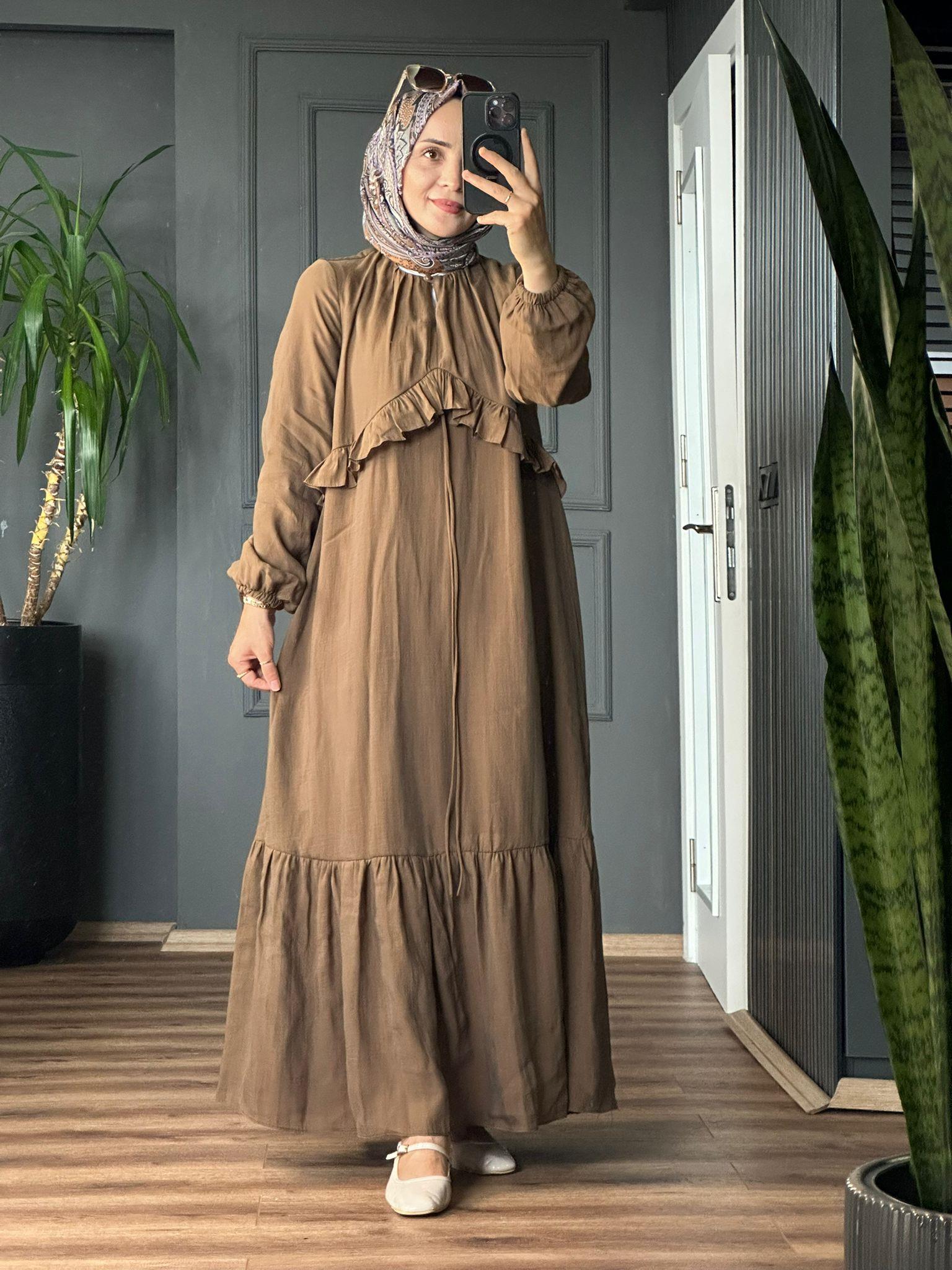 FIRFIR İP DETAYLI KAHVERENGİ ELBİSE 