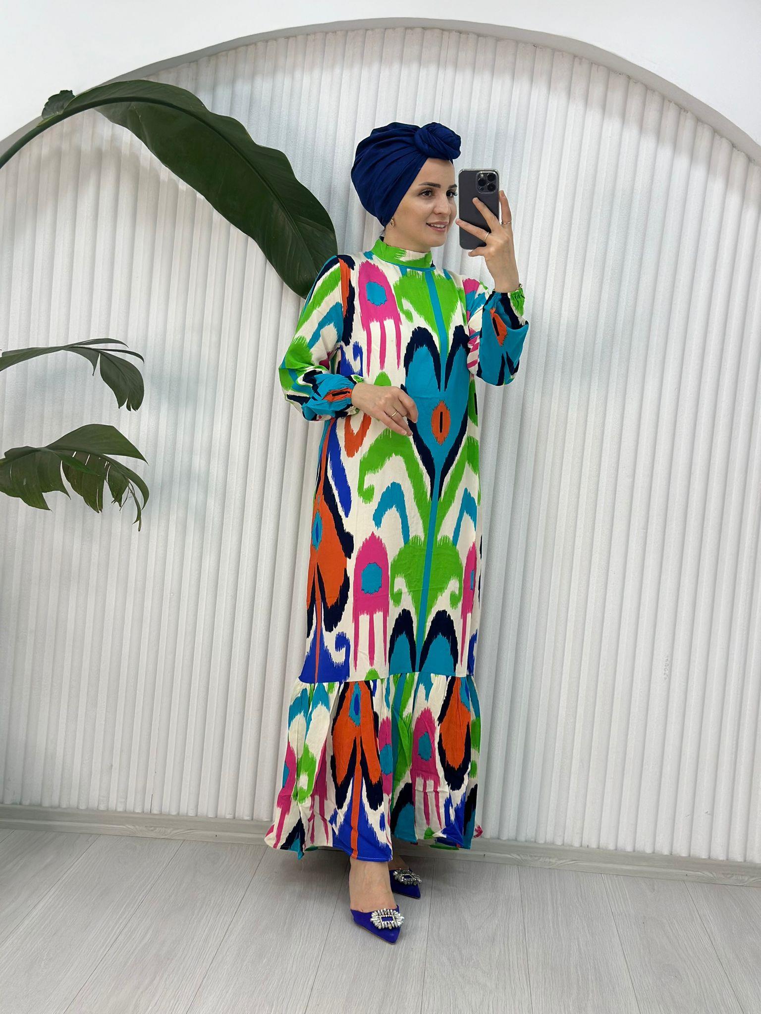 KALP DESEN RENKLİ ELBİSE 